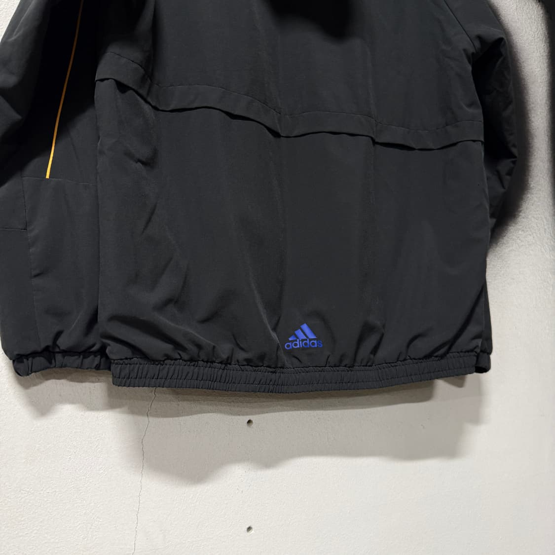 아디다스 올드스쿨 빅 프린팅 삼선 라인 디테일 후드 윈드브레이커 자켓 상품이미지6