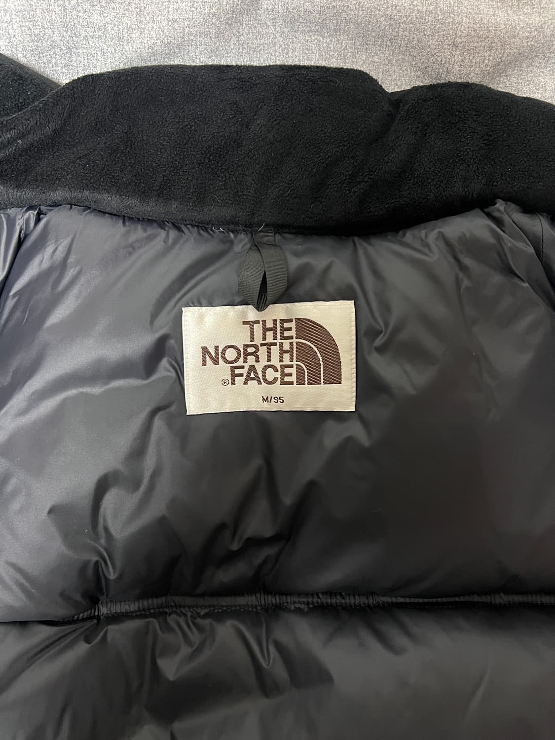 노스페이스 눕시 온 볼 베스트 블랙 상품이미지4