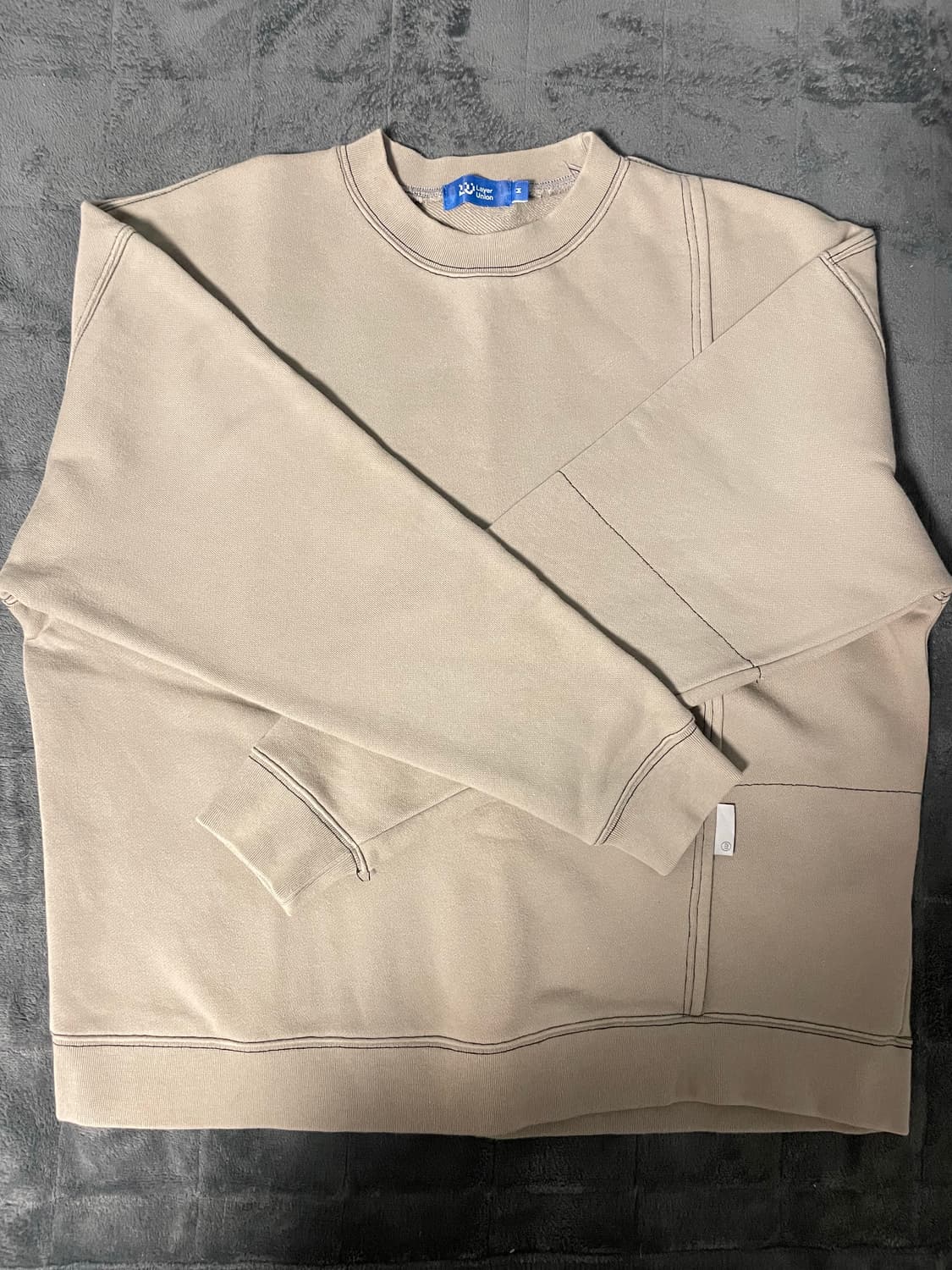 레이어 유니온 오버사이즈 맨투맨 베이지 상품이미지1