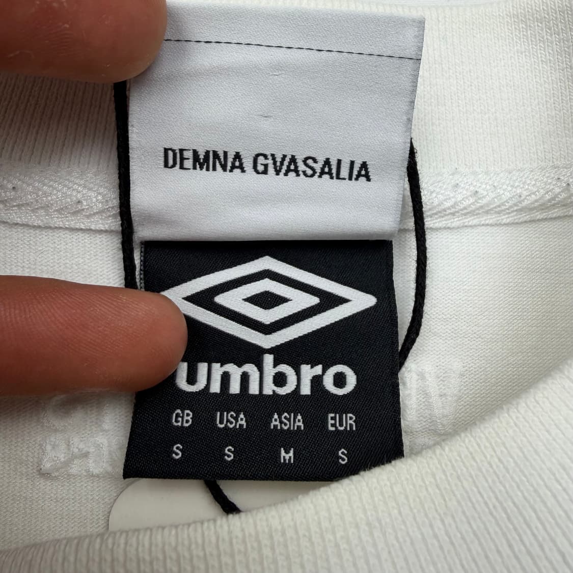 베트멍 X 엄브로 화이트 롱슬리브 M 상품이미지8