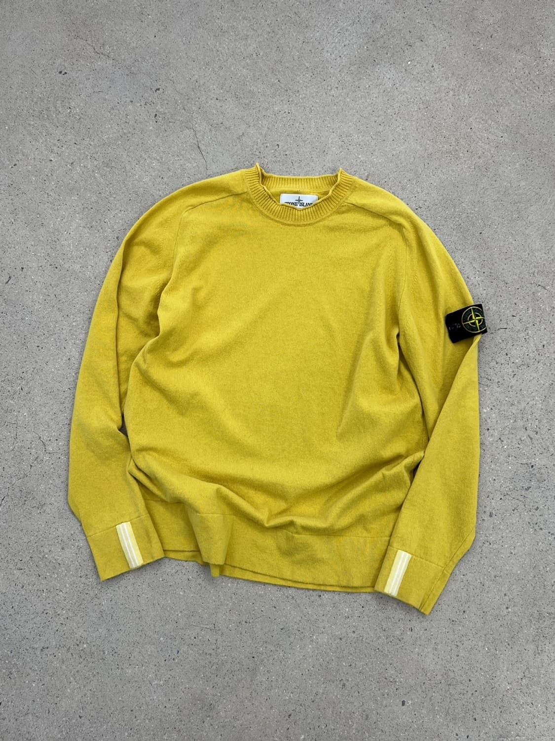 스톤아일랜드 와펜 옐로우 코튼 니트 상품이미지1