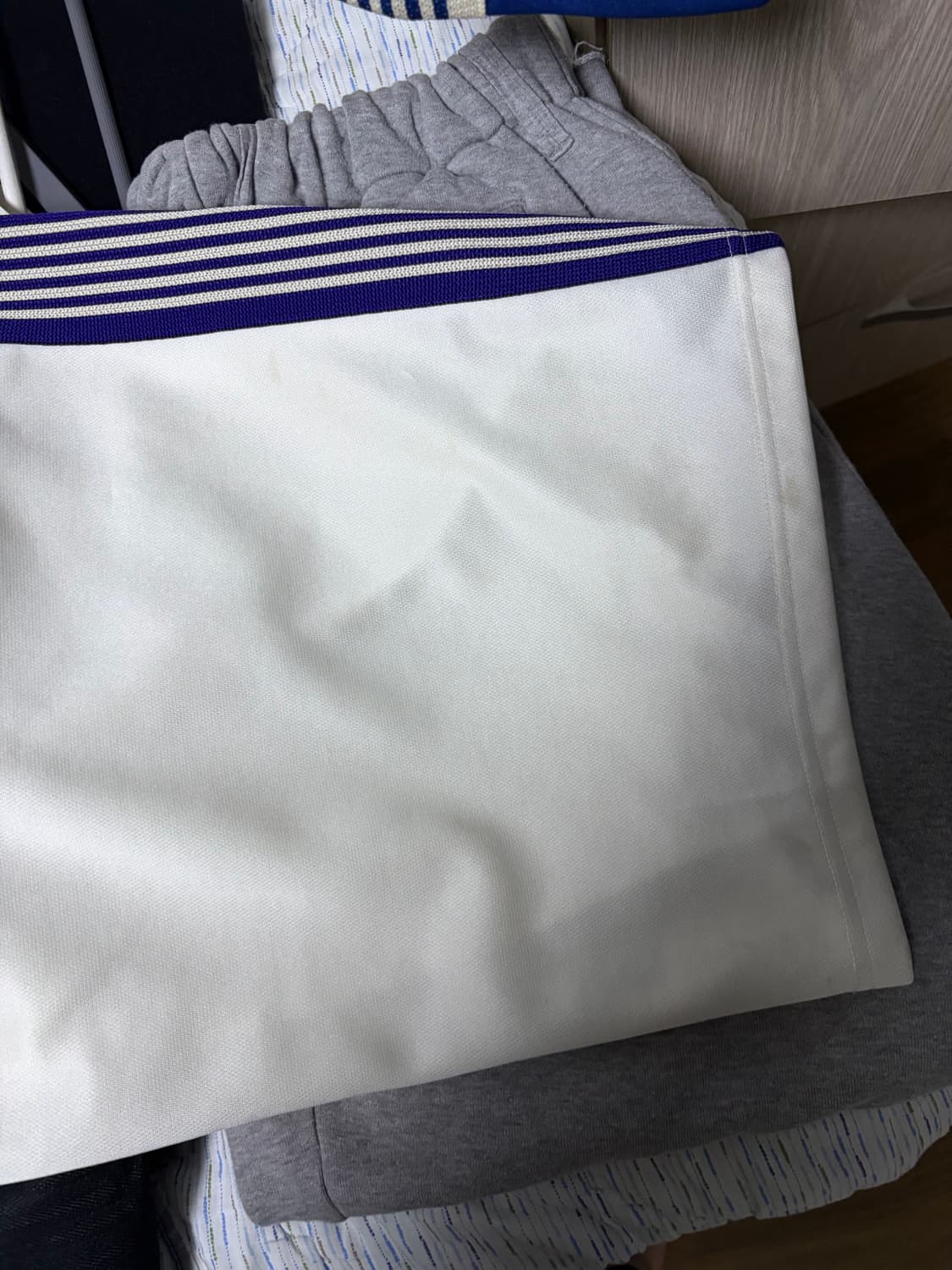 [M] 니들즈 프릭스토어 별주 트랙팬츠 HD 폴리 스무스 화이트 퍼플 상품이미지3