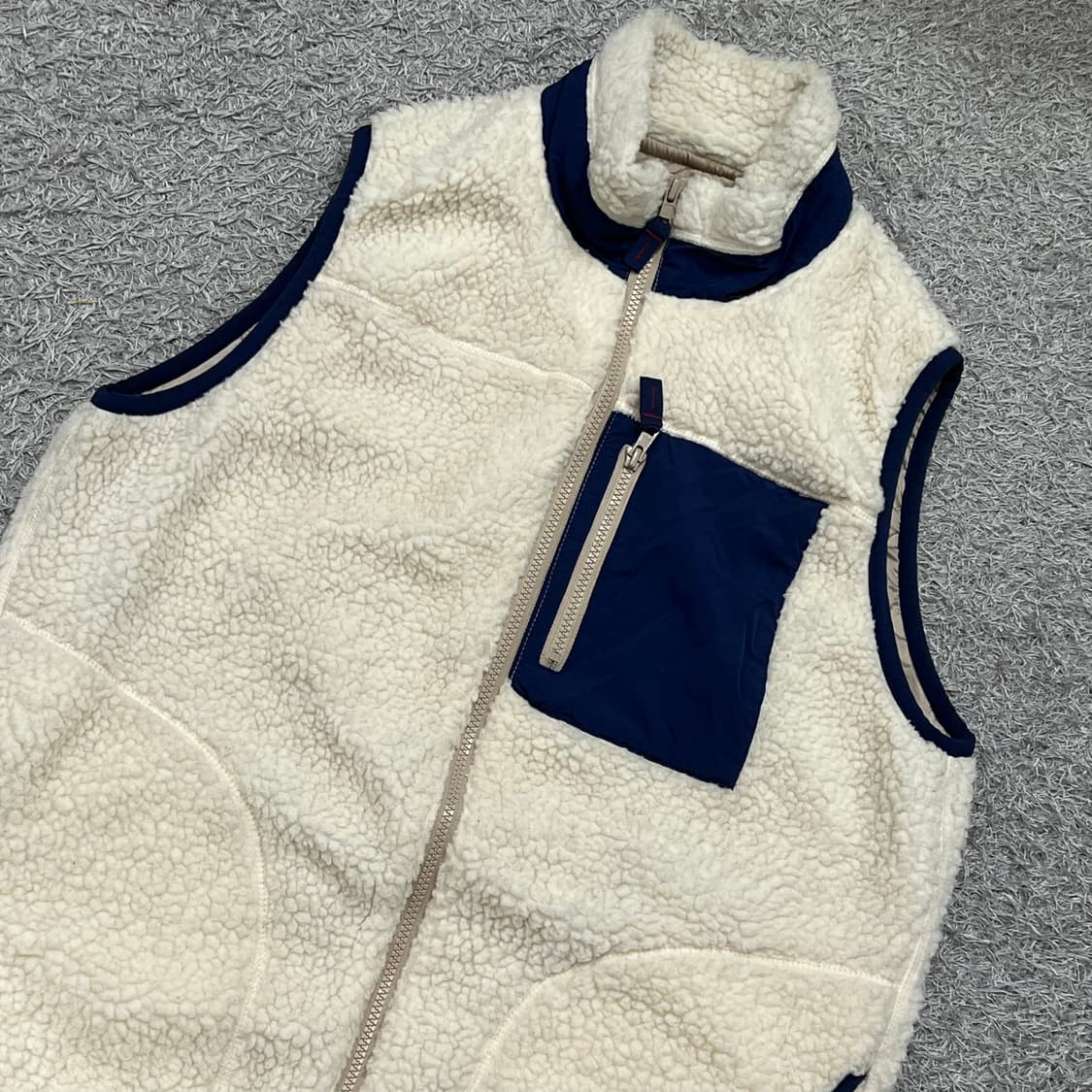 [95-100] 빔즈 후리스 조끼 상품이미지2