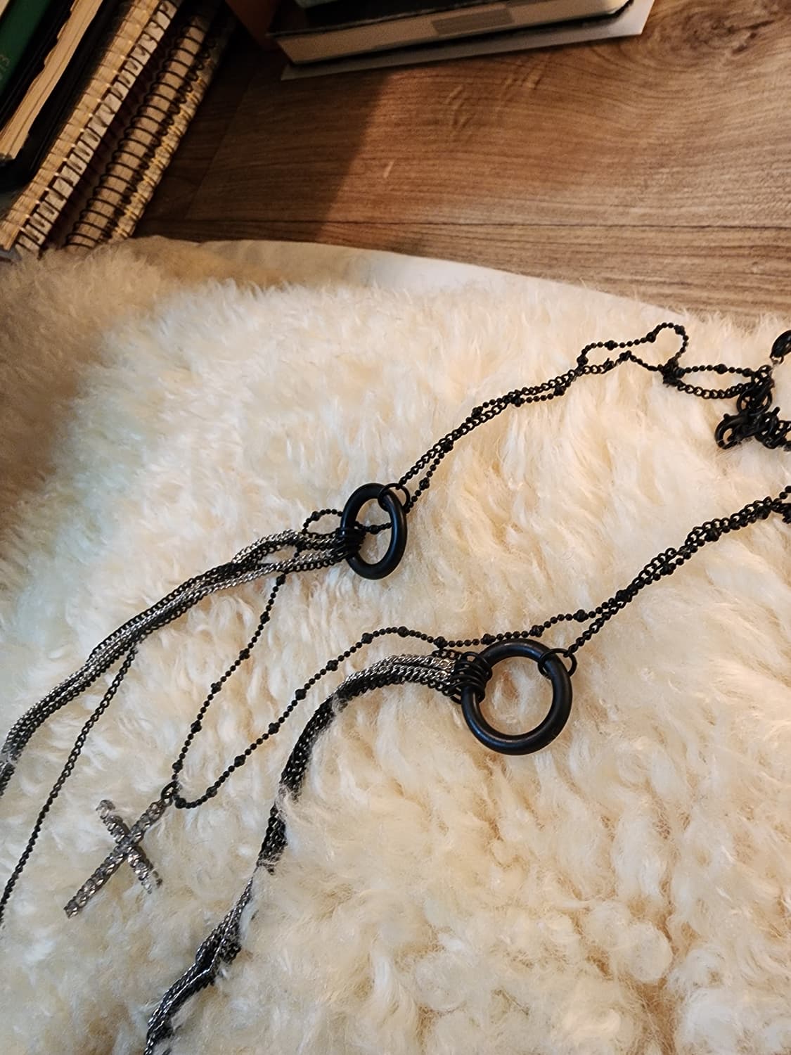 무광블랙 레이어드 크로스 롱 목걸이 상품이미지6