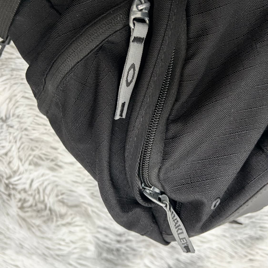 오클리 아이콘 백팩 상품이미지7