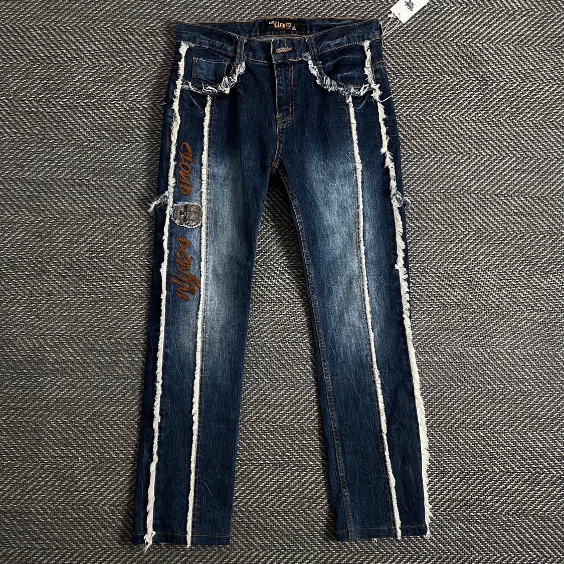 Y2K 빈티지 자수 패치 데님 팬츠o 3072 상품이미지1