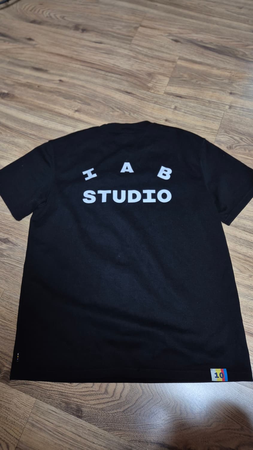 IAB STUDIO 10주년  반팔 티셔츠 블랙 L 상품이미지2