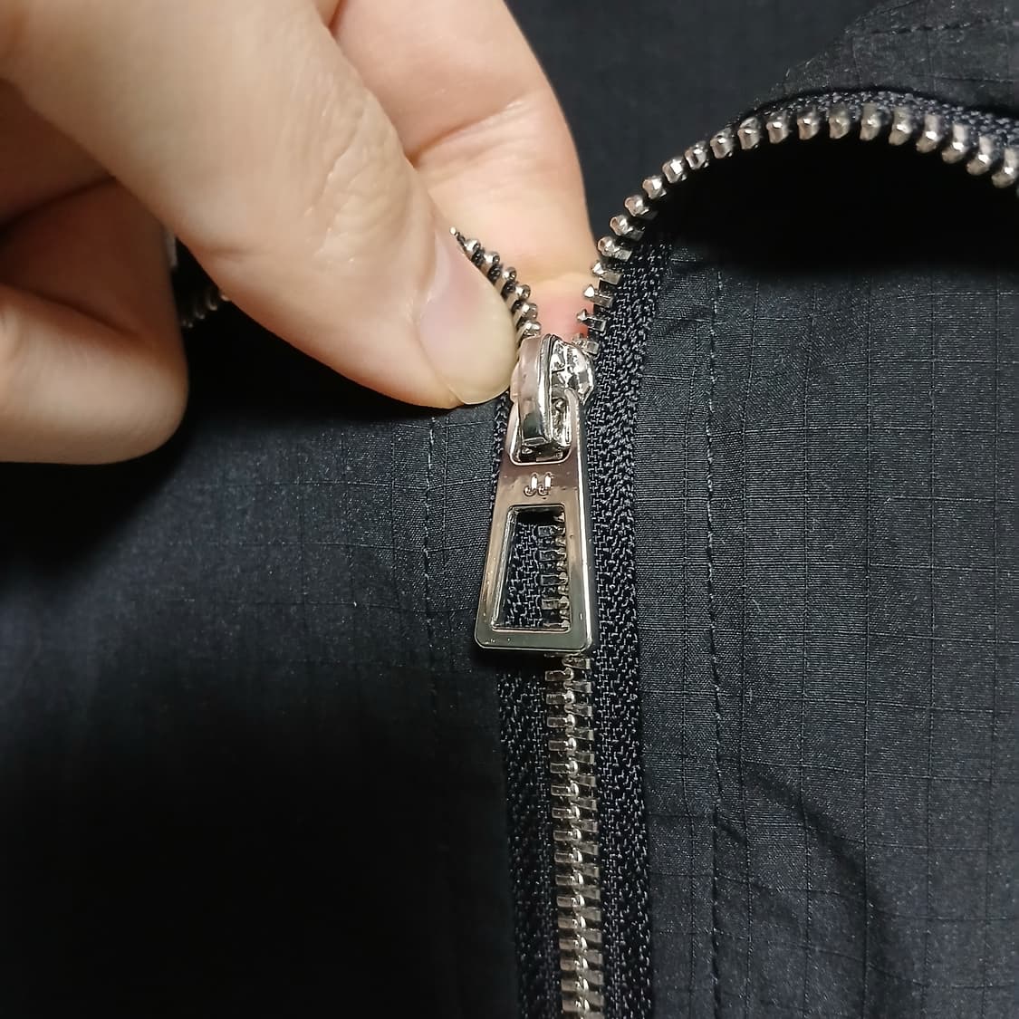 jucyjudy 쥬시쥬디 지퍼 나일론 바스락 바람막이 원피스 자켓 봄 상품이미지6