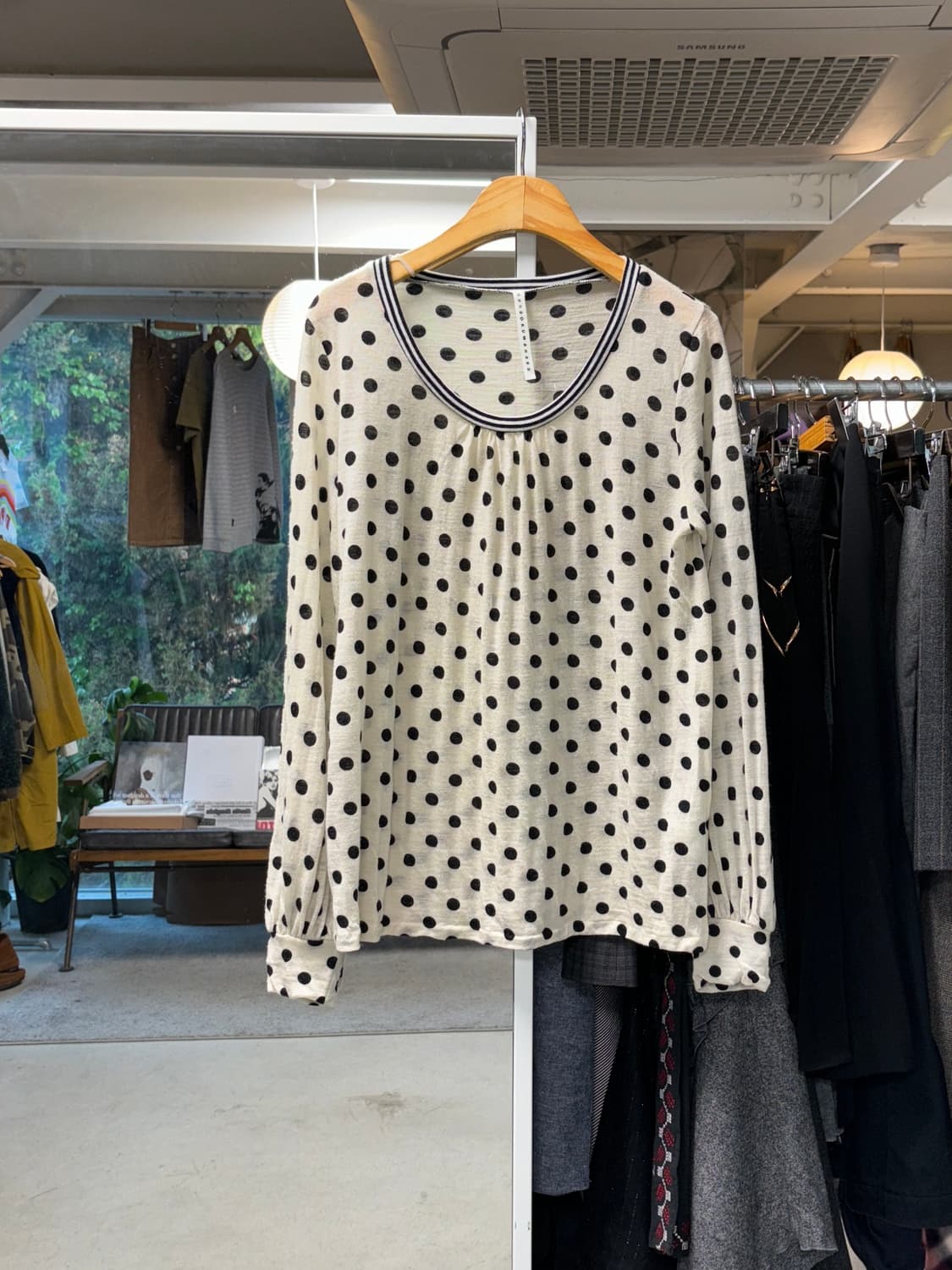 스나오 쿠와하라 도트 니트 상품이미지1