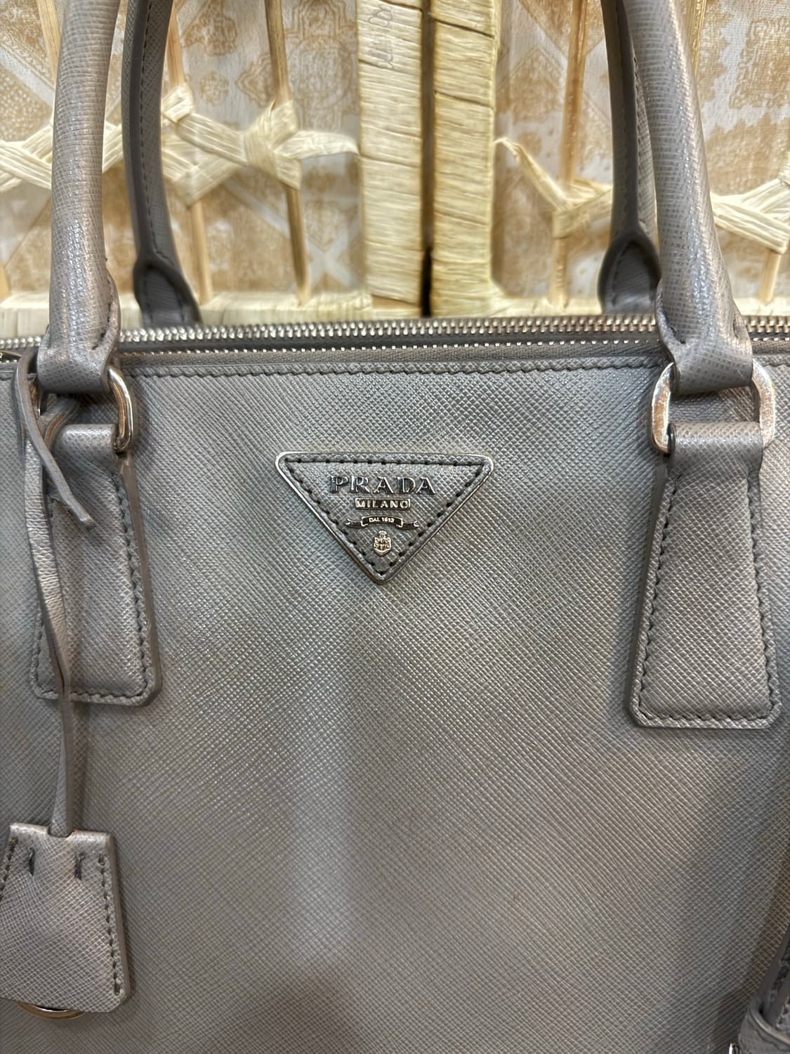 정품 프라다 사피아노 캘러리아 럭스 2way백 팝니다 상품이미지2