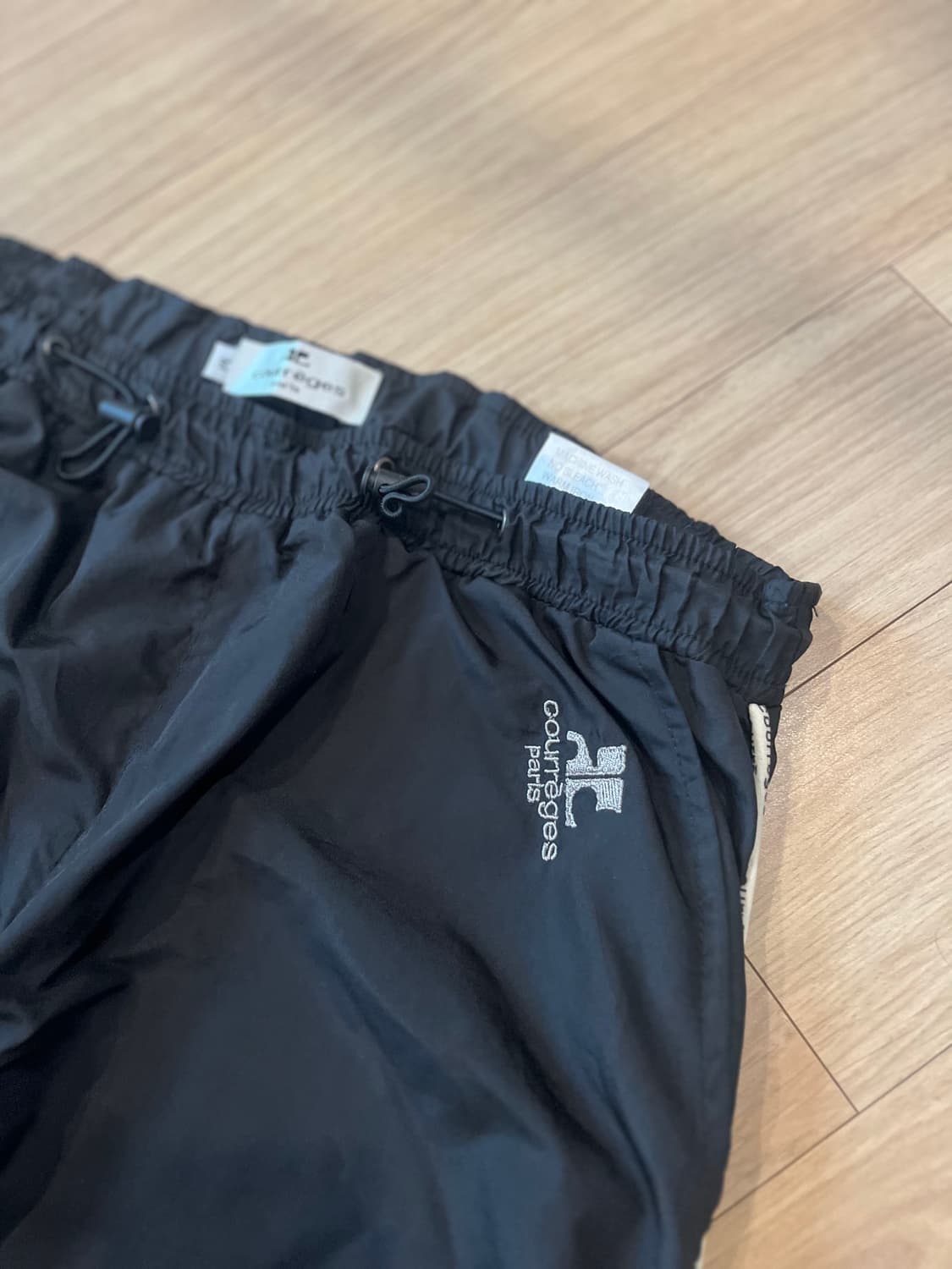 꾸레쥬 트랙팬츠 상품이미지2