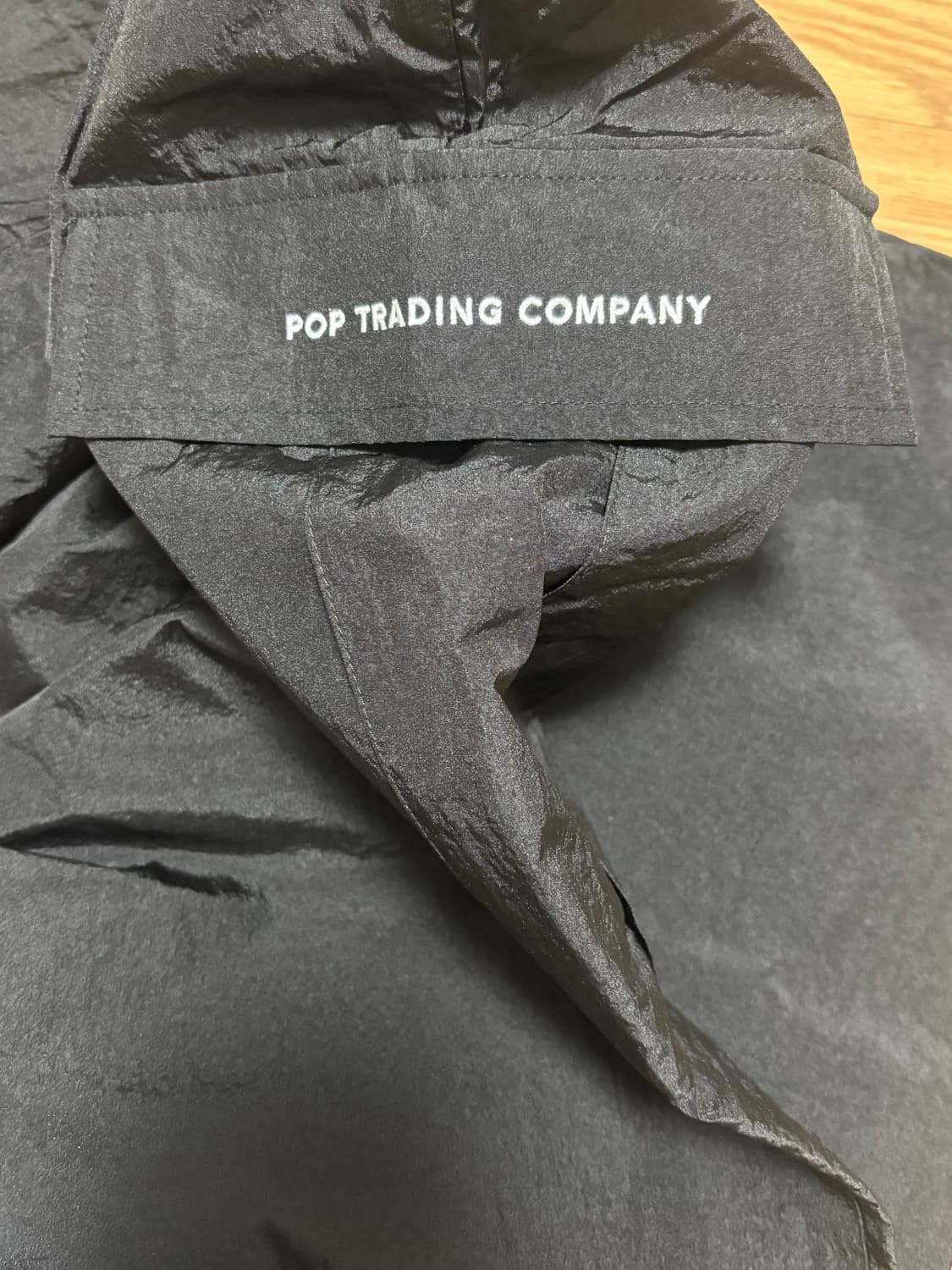 [새상품] 팝 트레이딩 컴퍼니 나일론 팬츠 블랙  상품이미지10