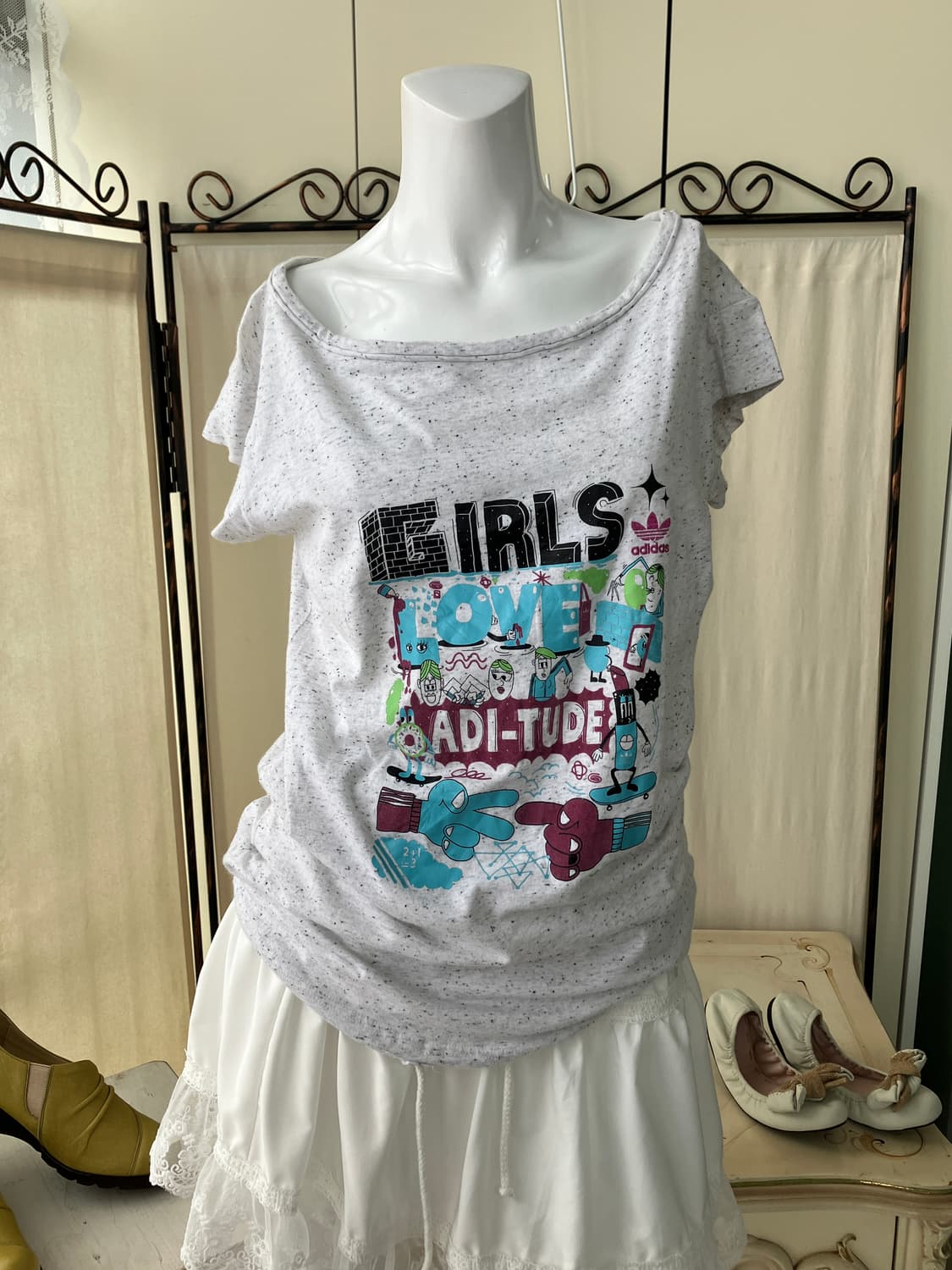 Adidas girl printing noise half t-shirt 상품이미지6