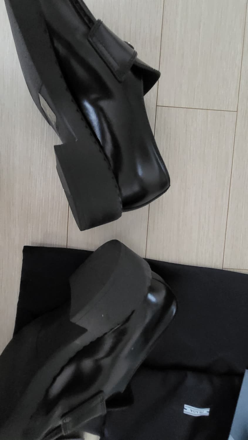 프라다 초콜릿 브러시드가죽로퍼  상품이미지7