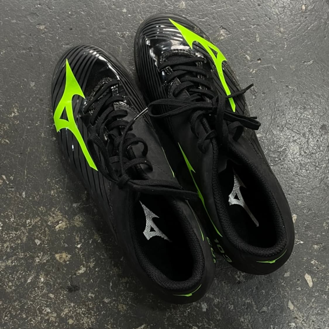 255 미즈노 바사라 103 MD 풋살화 상품이미지2