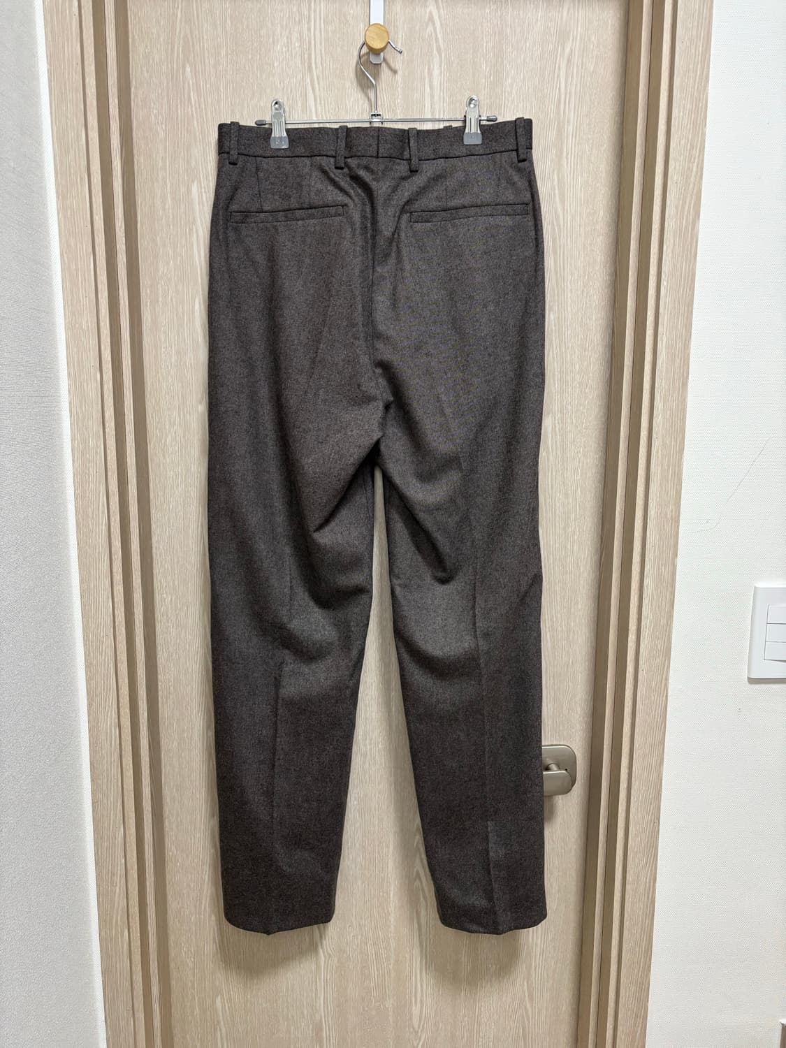 띠어리 울 캐시미어 원턱 와이드 트라우저팬츠30"/그레이 상품이미지3