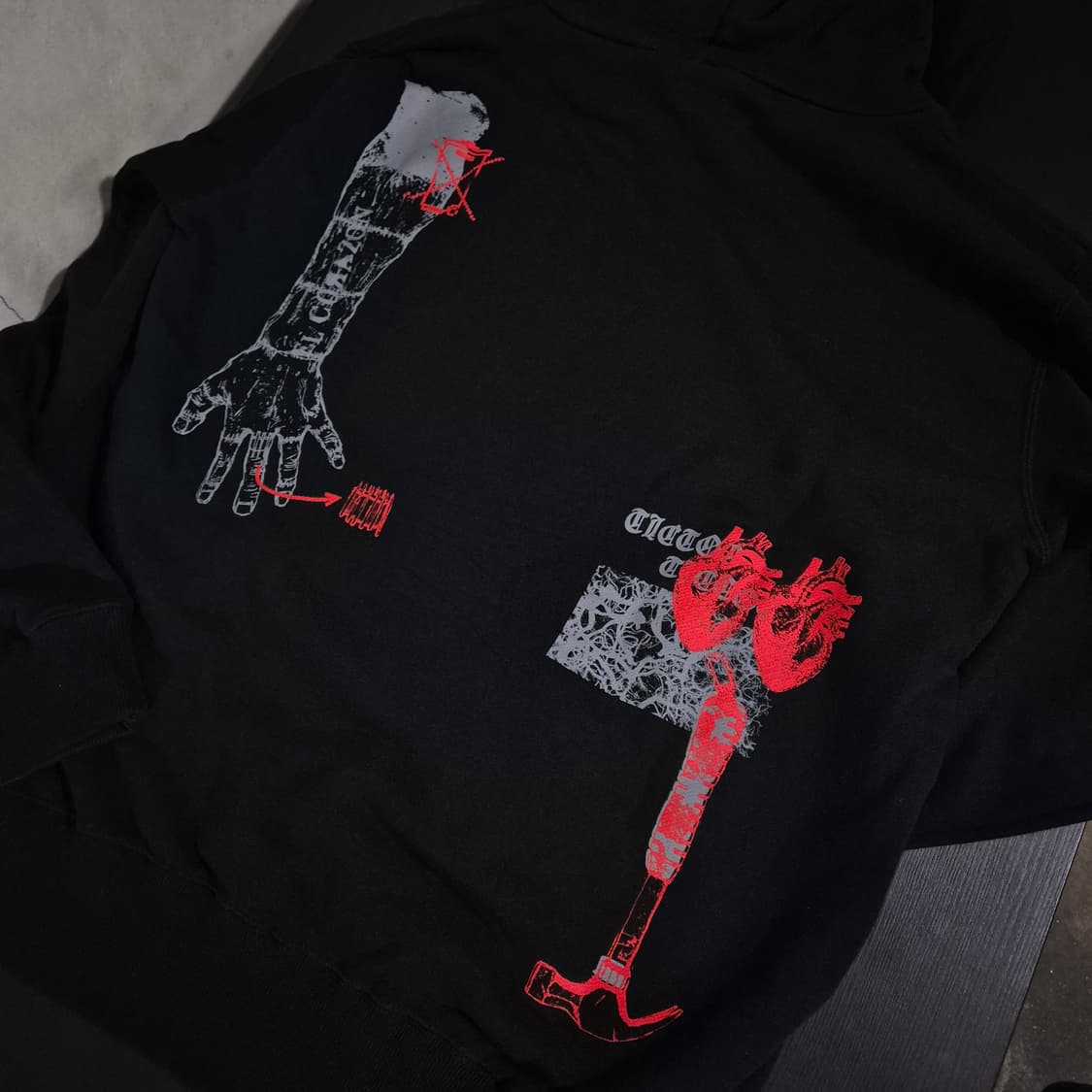 도로헤도로 신 백프린팅 후드티 L사이즈 상품이미지3