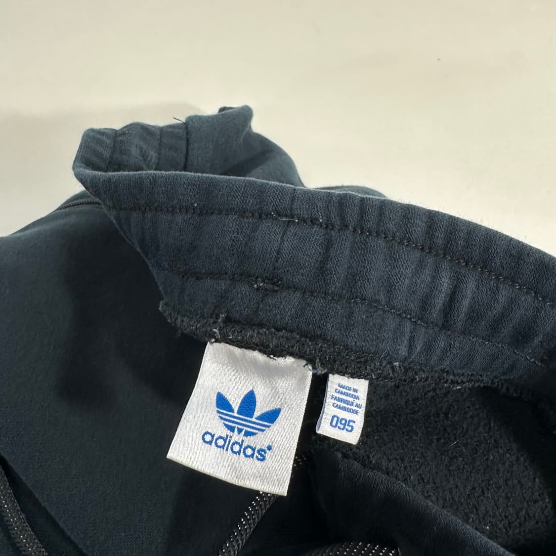 우먼L 아디다스오리지날 블랙 일자핏 코튼 삼선 파이어버드팬츠 상품이미지2