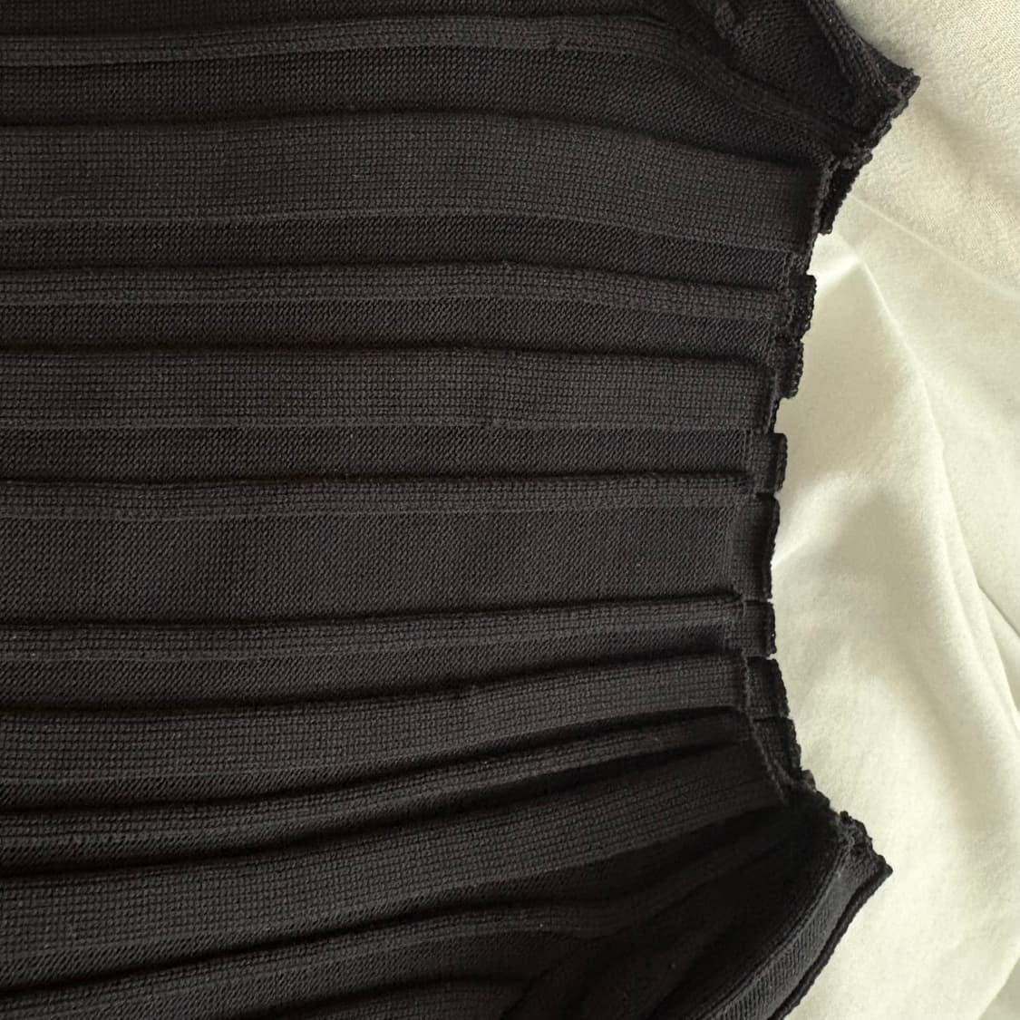 르셉템버 millie mock neck top 36 상품이미지3