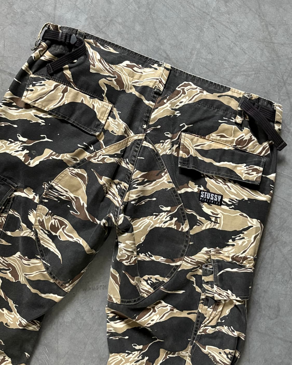 Stussy 스투시 타이거 카모 카고 팬츠 상품이미지3