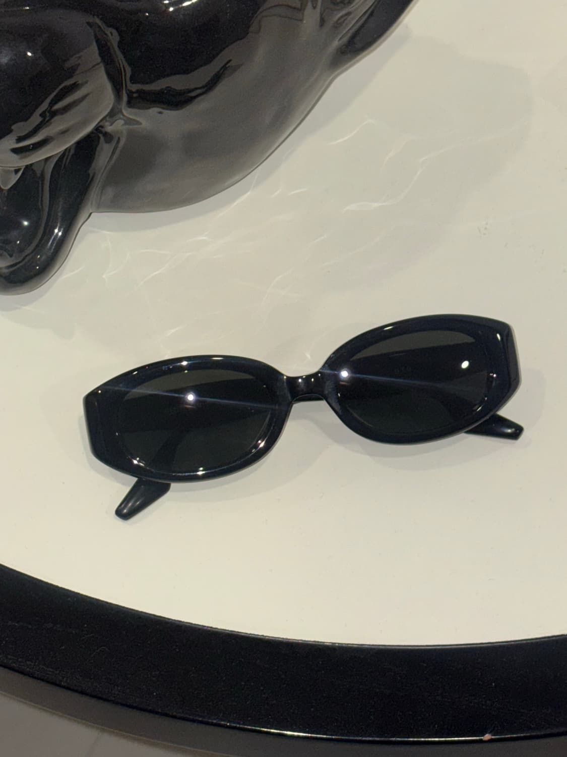 젠틀 몬스터 오토 oto  01 블랙 상품이미지4