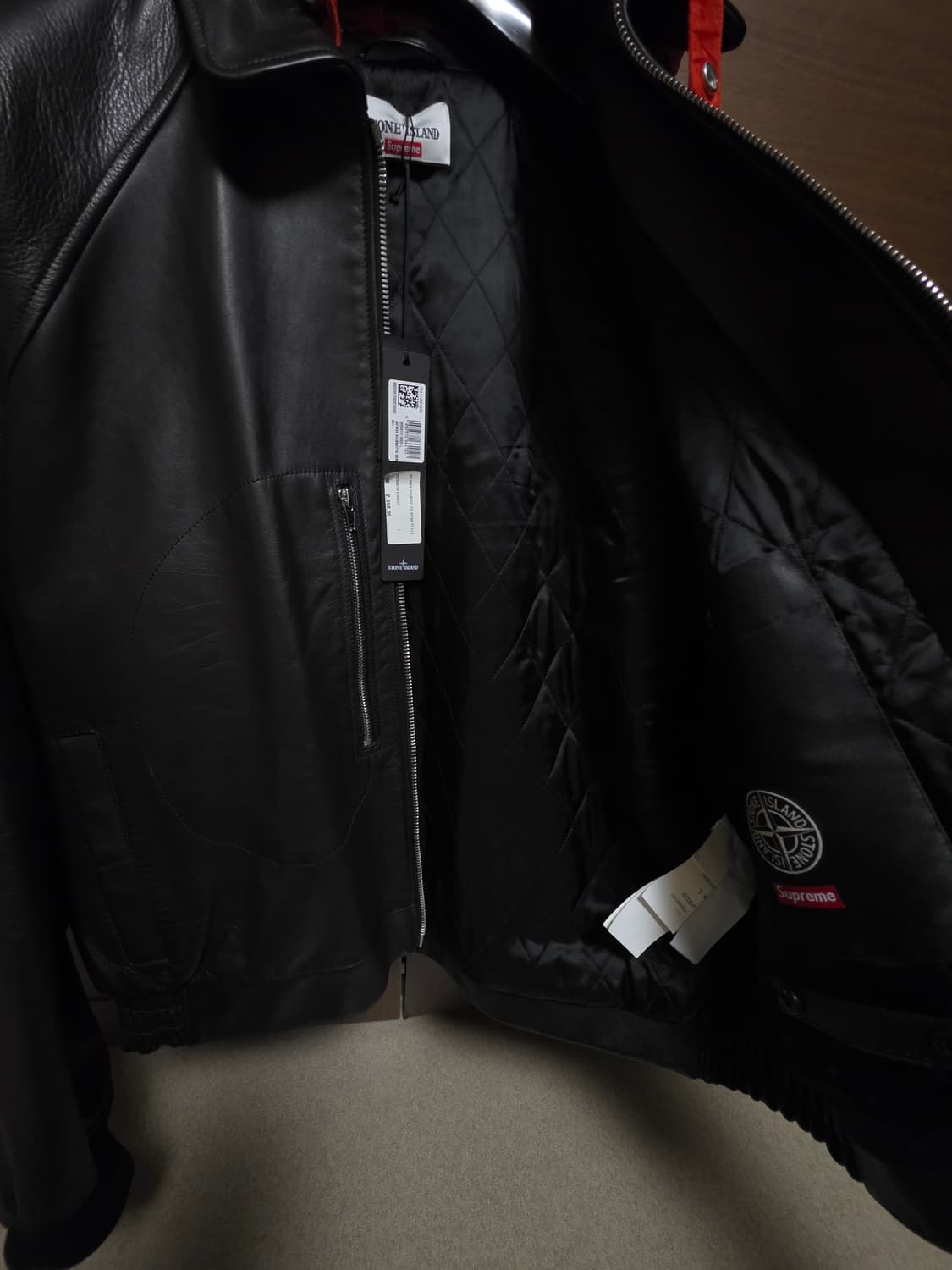 스톤아일랜드 슈프림 레더자켓 블랙 L 새상품 상품이미지4