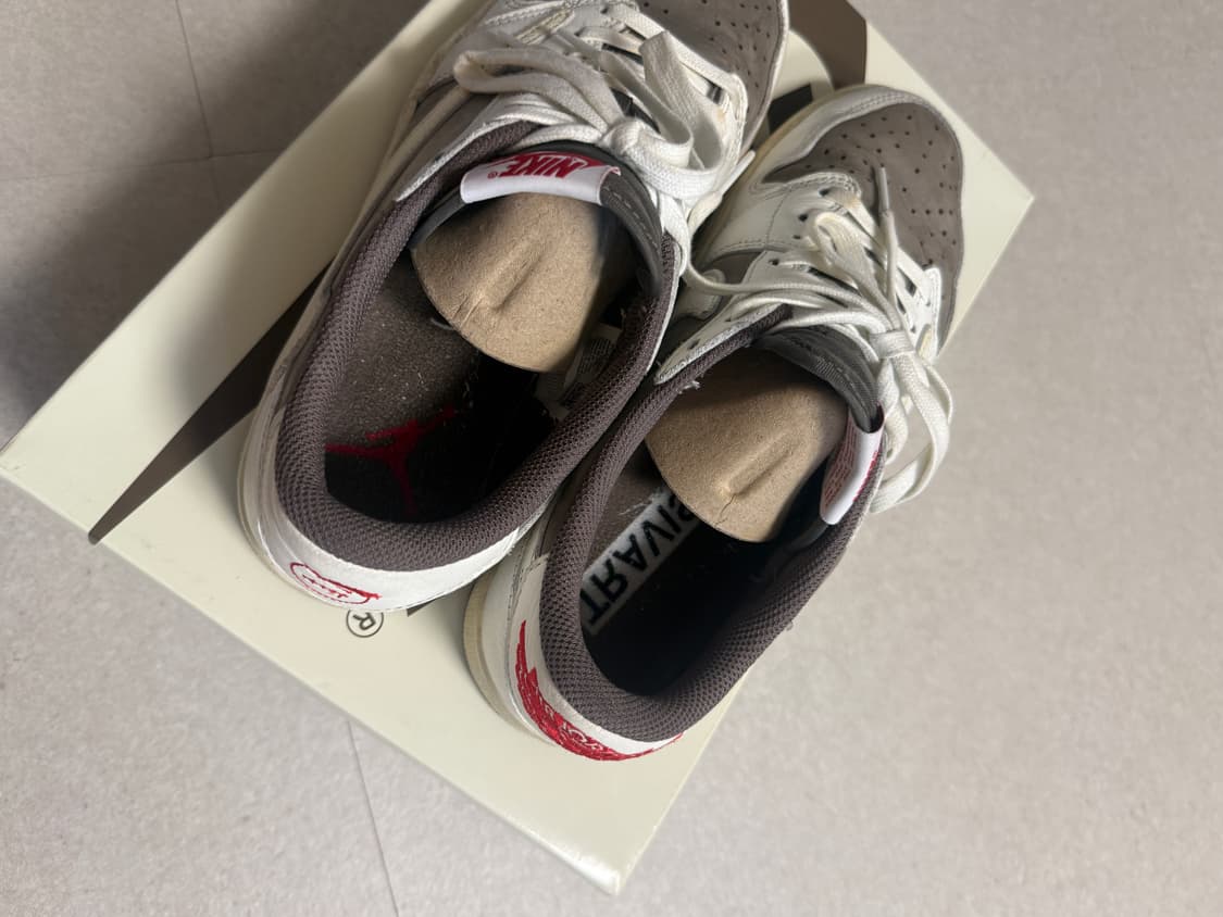 나이키 조던1 트래비스 스캇 리버스모카(270) 상품이미지6