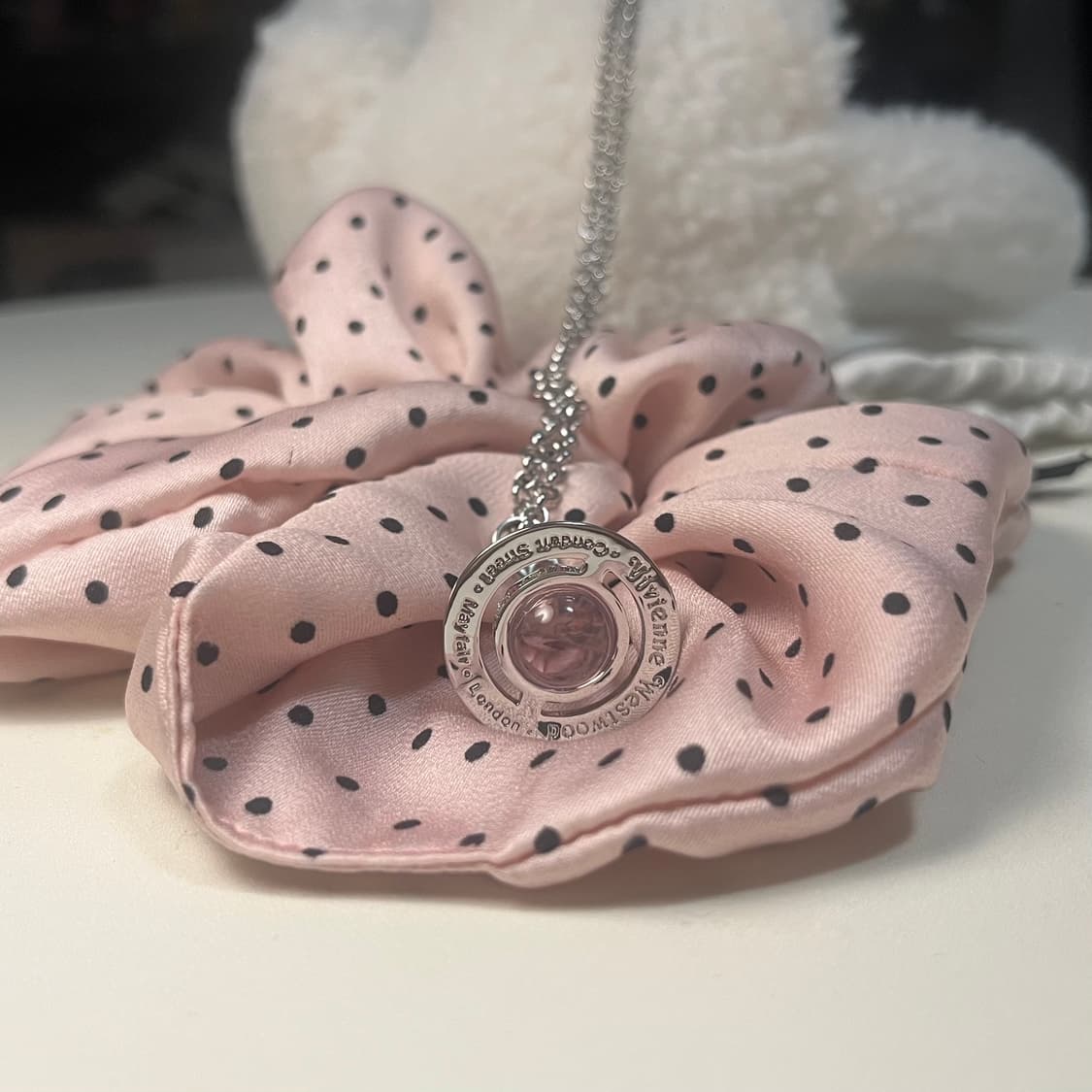 비비안웨스트우드 핑크 orb 목걸이 상품이미지5