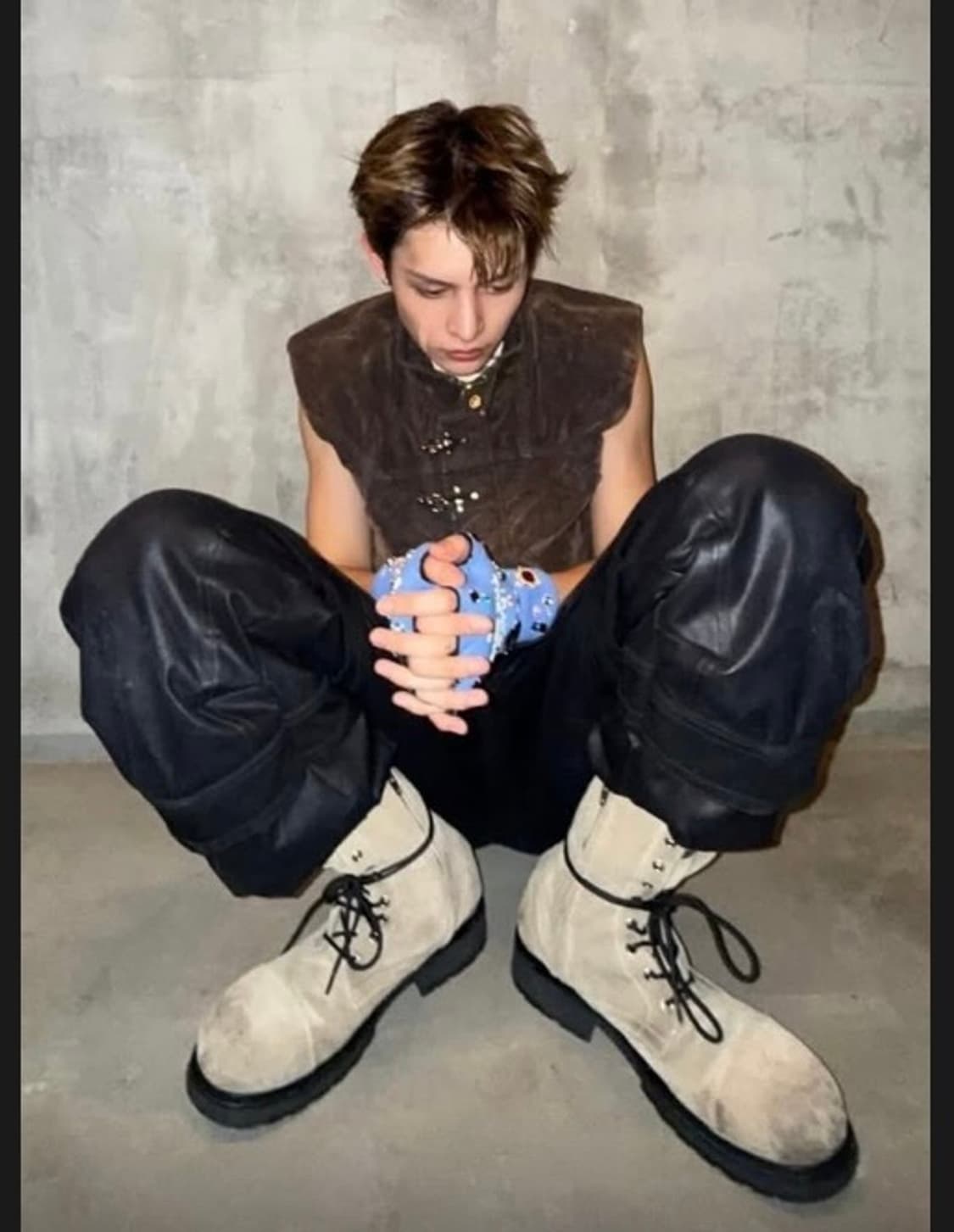 파프롬왓 레이어드 레자 팬츠 2사이즈 팝니다. 상품이미지1