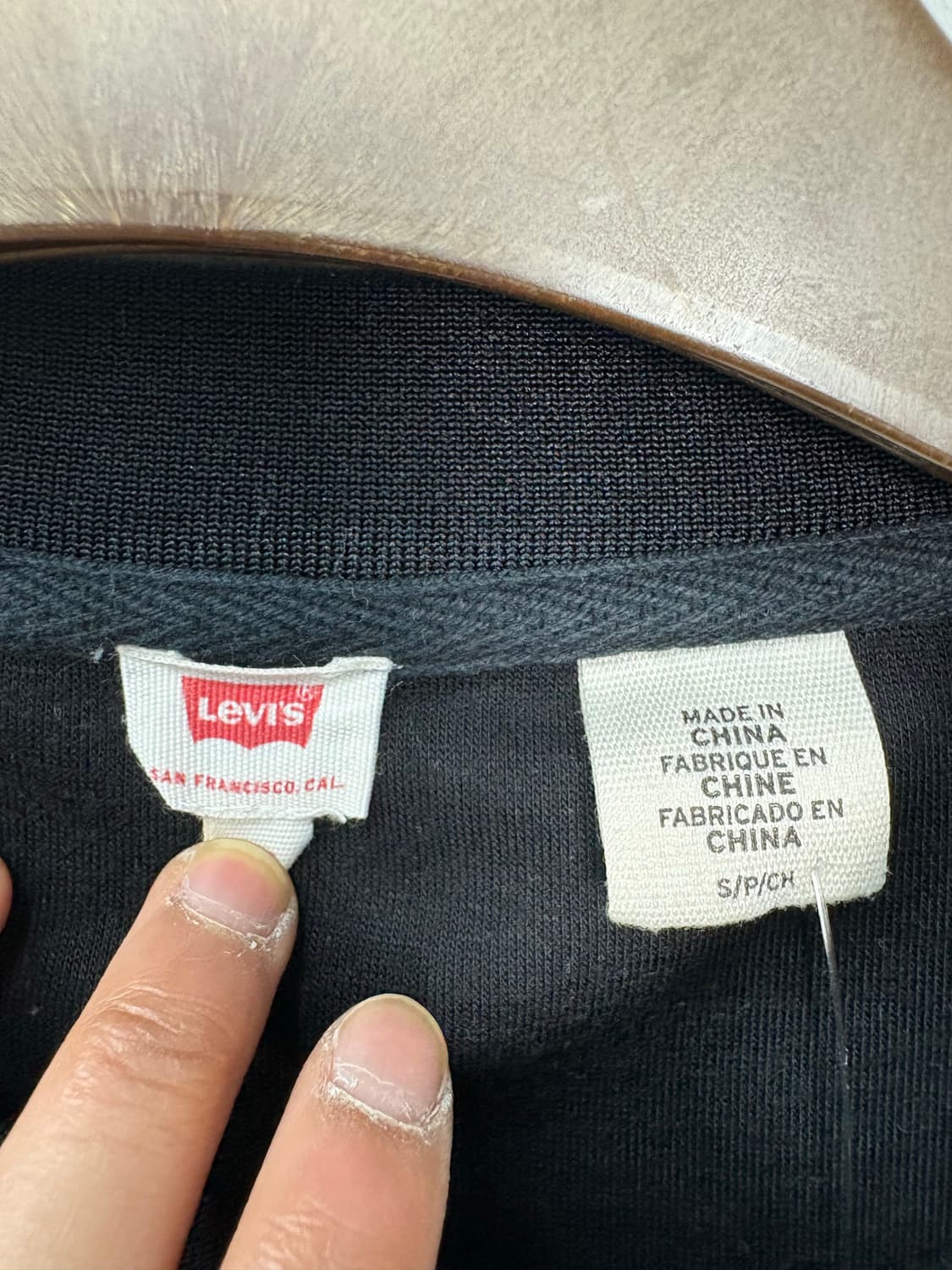 리바이스 빅로고 벨벳 블랙 맨투맨 A3497 상품이미지5