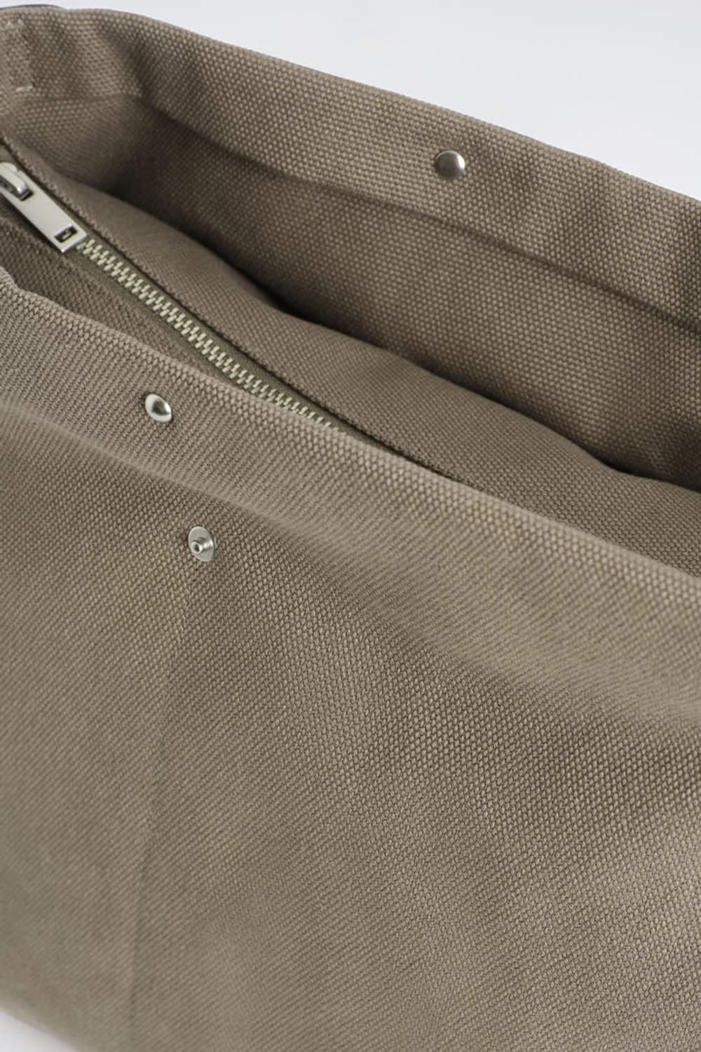 유틸리티 캔버스 메신저백 상품이미지5