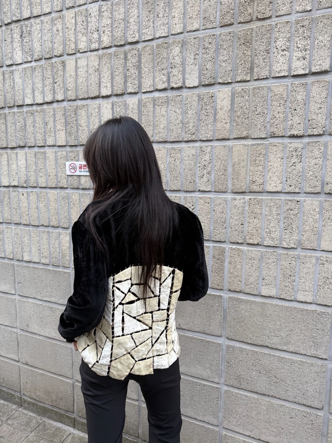 츠모리 치사토 그래픽 디테일 벨벳 블레이저 상품이미지7