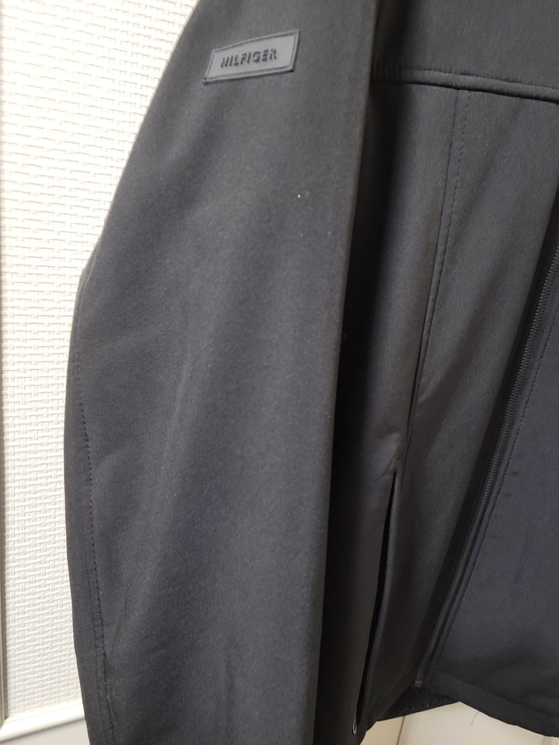 Tommy 타미힐피거 남성 후드 집업 보머 래빗 퍼 자켓 블랙 S 사이즈 상품이미지4