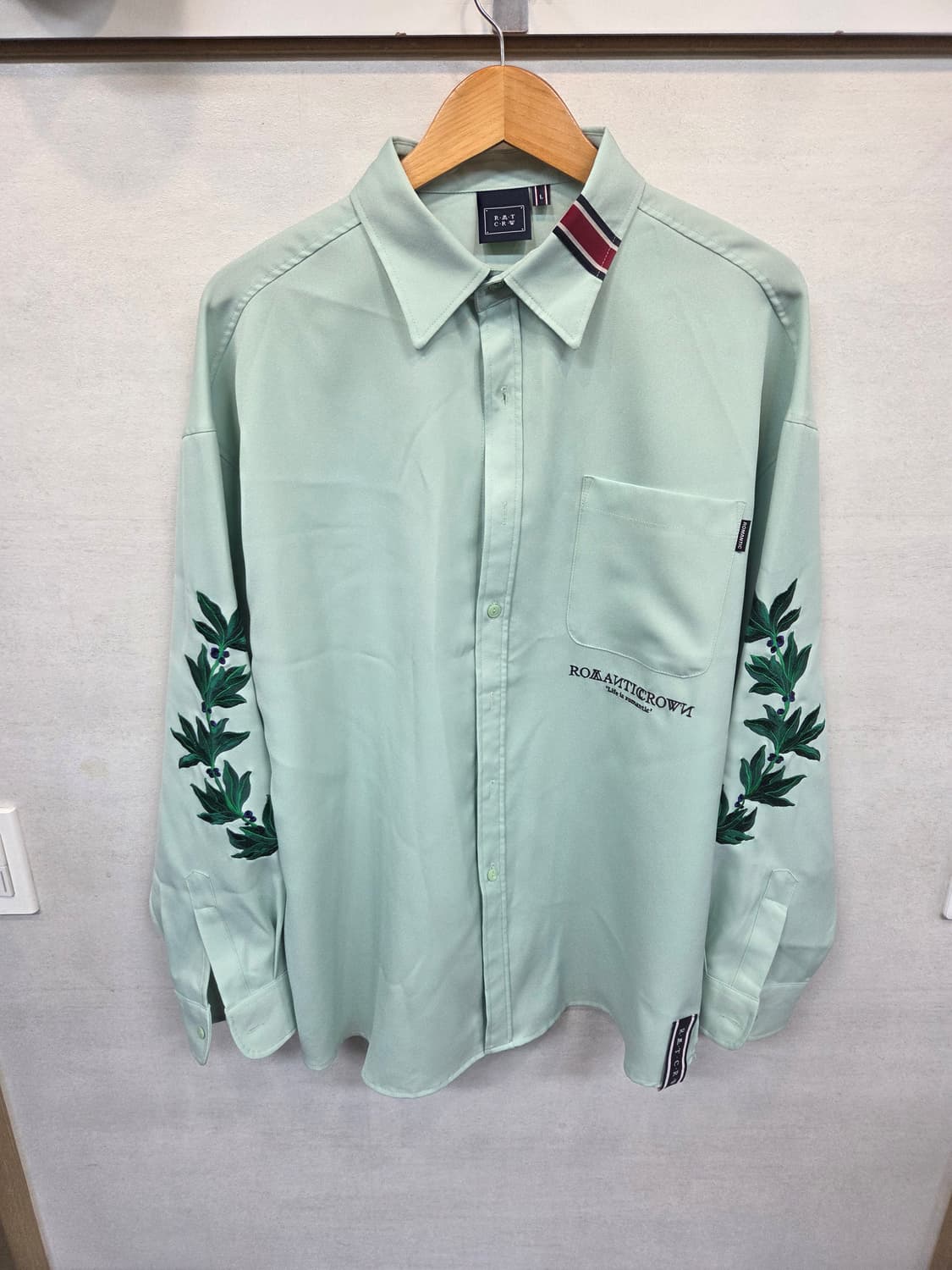 로맨틱크라운 오버핏 자수 셔츠긴팔 L 상품이미지1