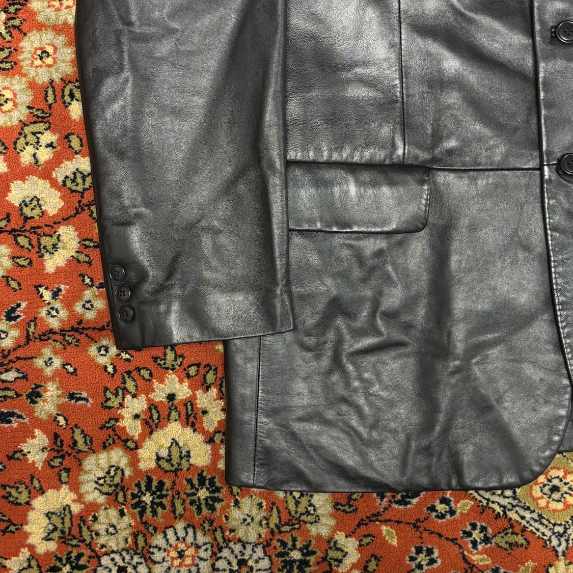[착용샷] 빈티지 리얼레더 램스킨 블레이저 105 상품이미지5