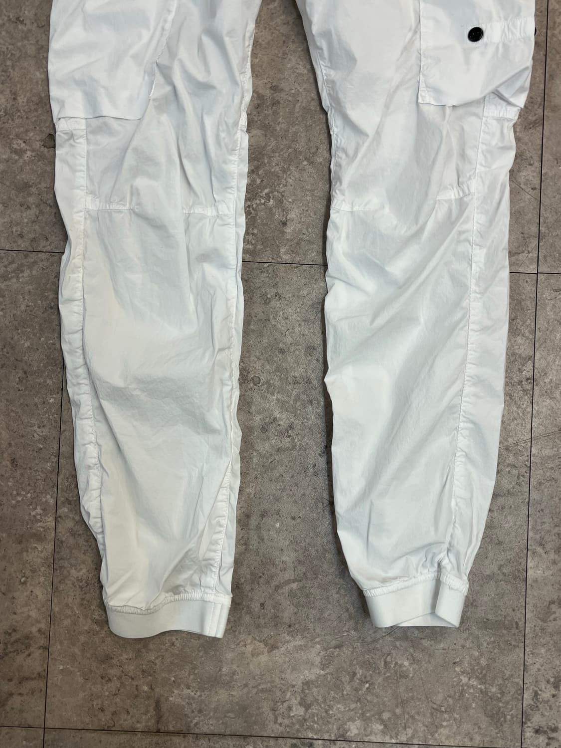 스톤 아일랜드 22SS 와펜 패치 밴딩 카고 팬츠 화이트 W30 #csz 상품이미지6