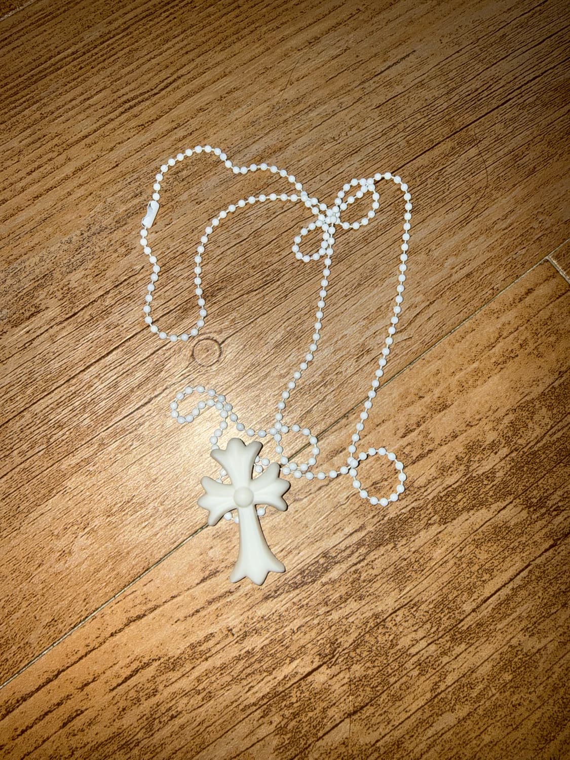 크롬하츠 실리콘 아오야마 목걸이 화이트 상품이미지1