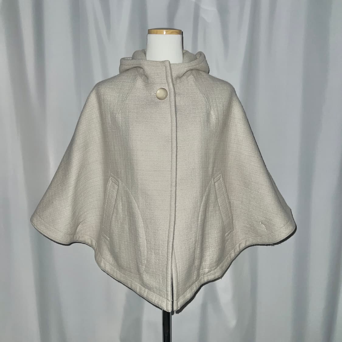 ivory hooded cape 상품이미지4