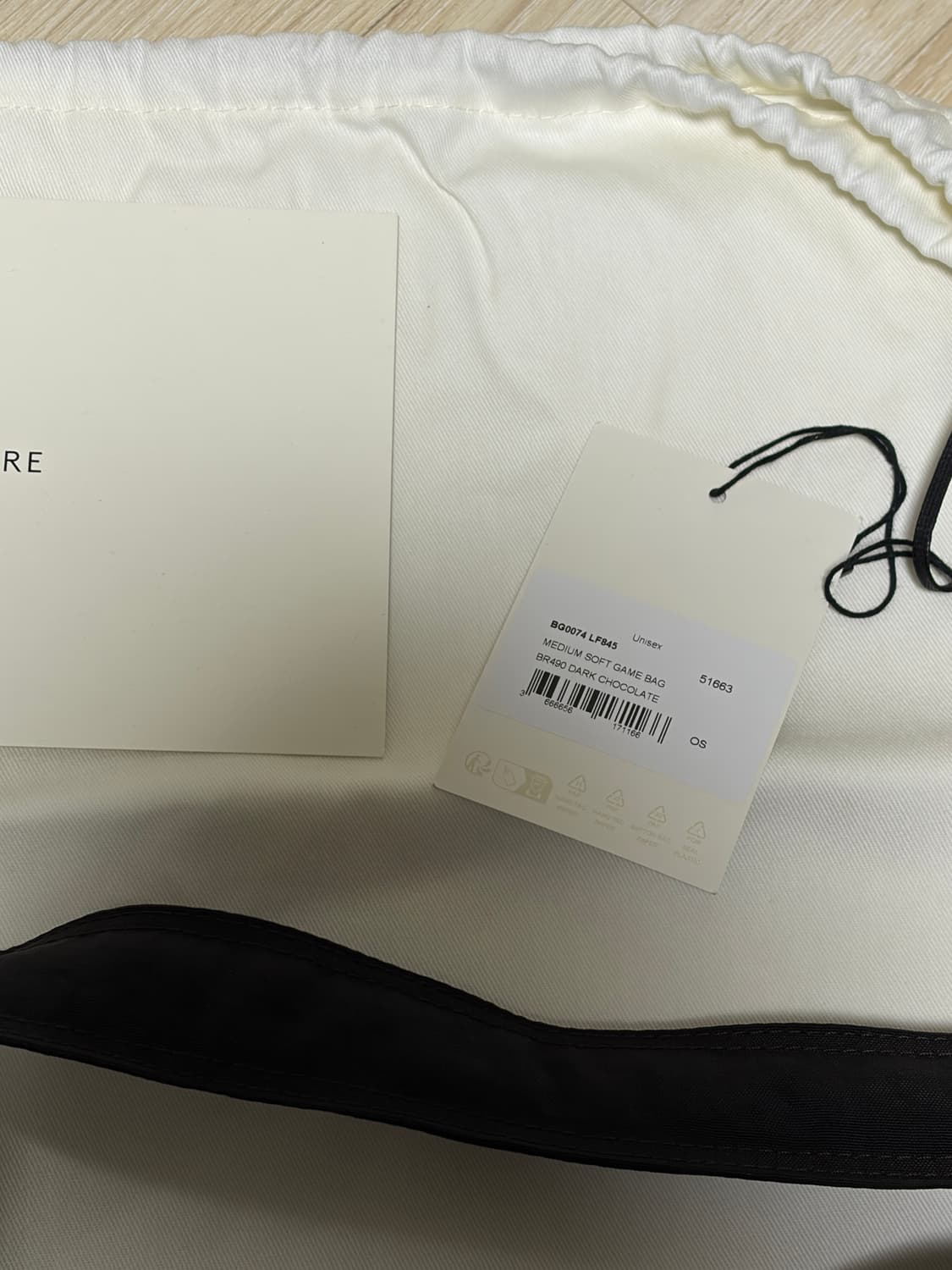 르메르 소프트 게임백 미디엄 다크 초코 판매합니다. 상품이미지2