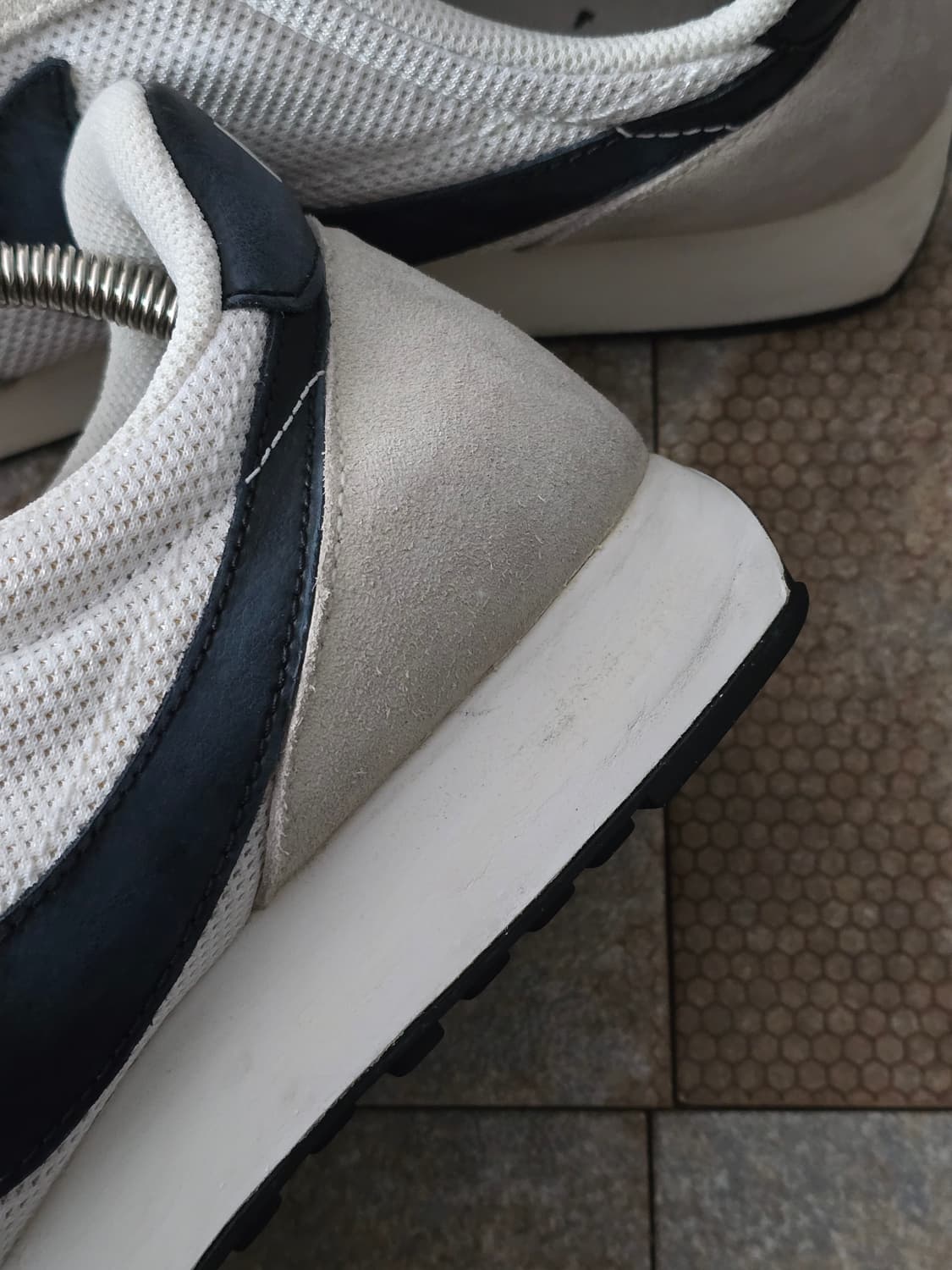 (285)나이키 에어 테일윈드 79 흰검  상품이미지8