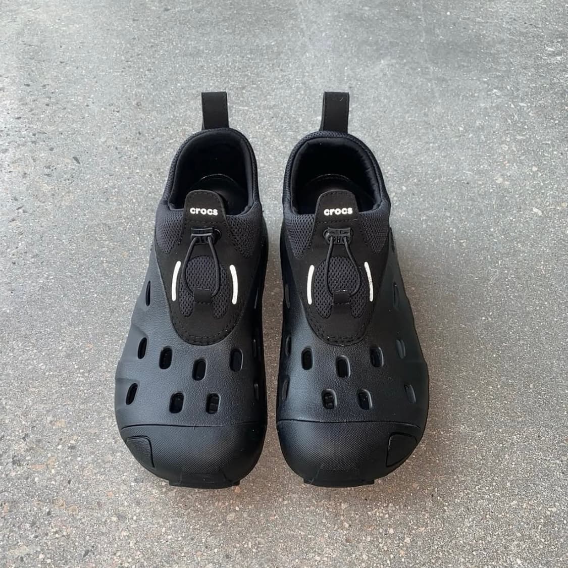 Crocs 퀵 트레일 로우 블랙 US7 / EU40 상품이미지2