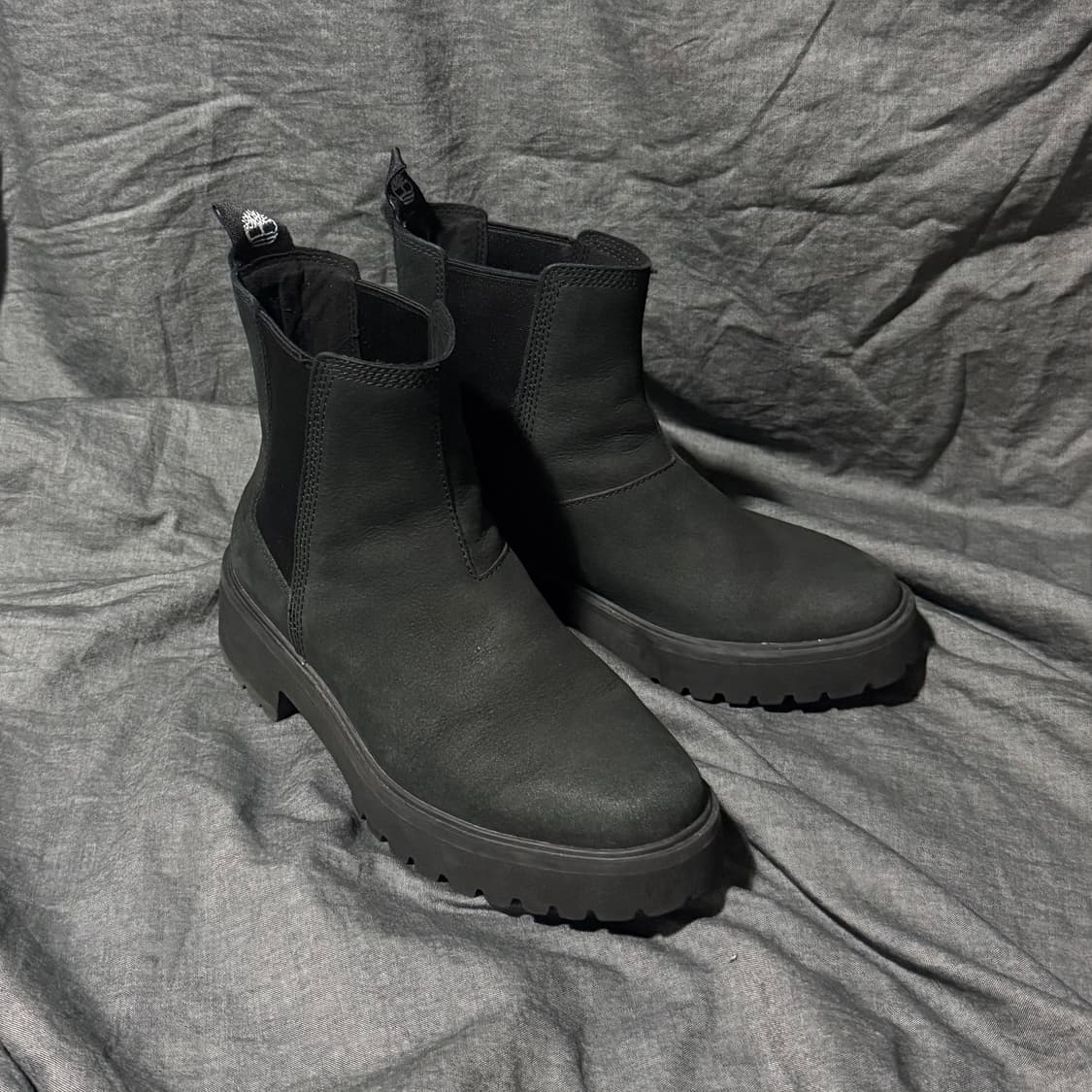 Carnaby Cool Mid Chelsea Nubuck Boots 상품이미지9