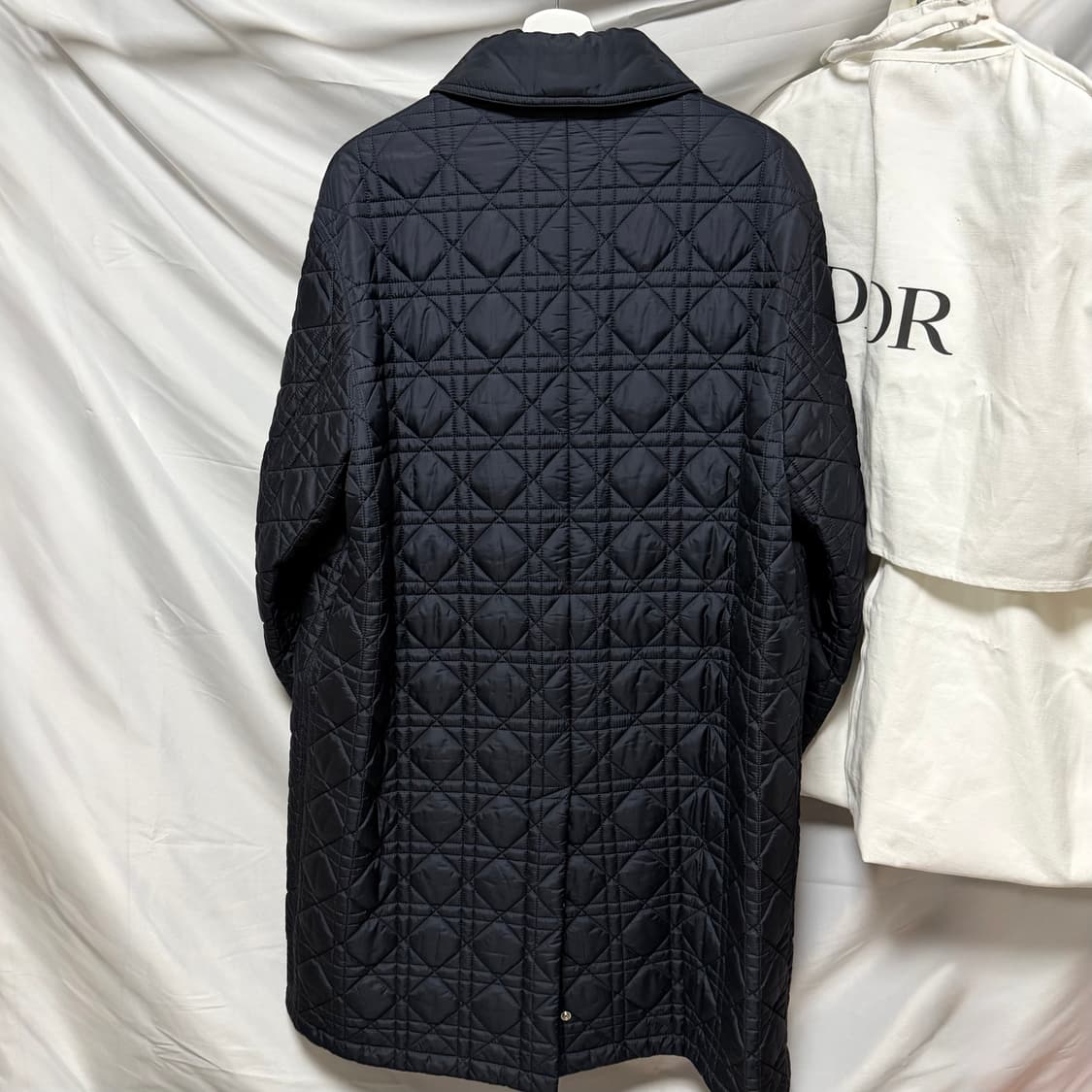 [S+급/52] 디올 까나쥬 퀼팅 롱 패딩 코트 상품이미지4