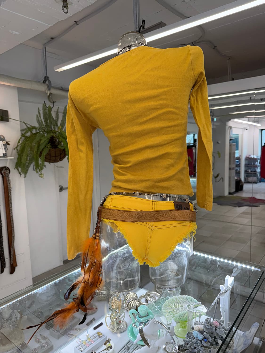 mustard t-shirt 상품이미지3