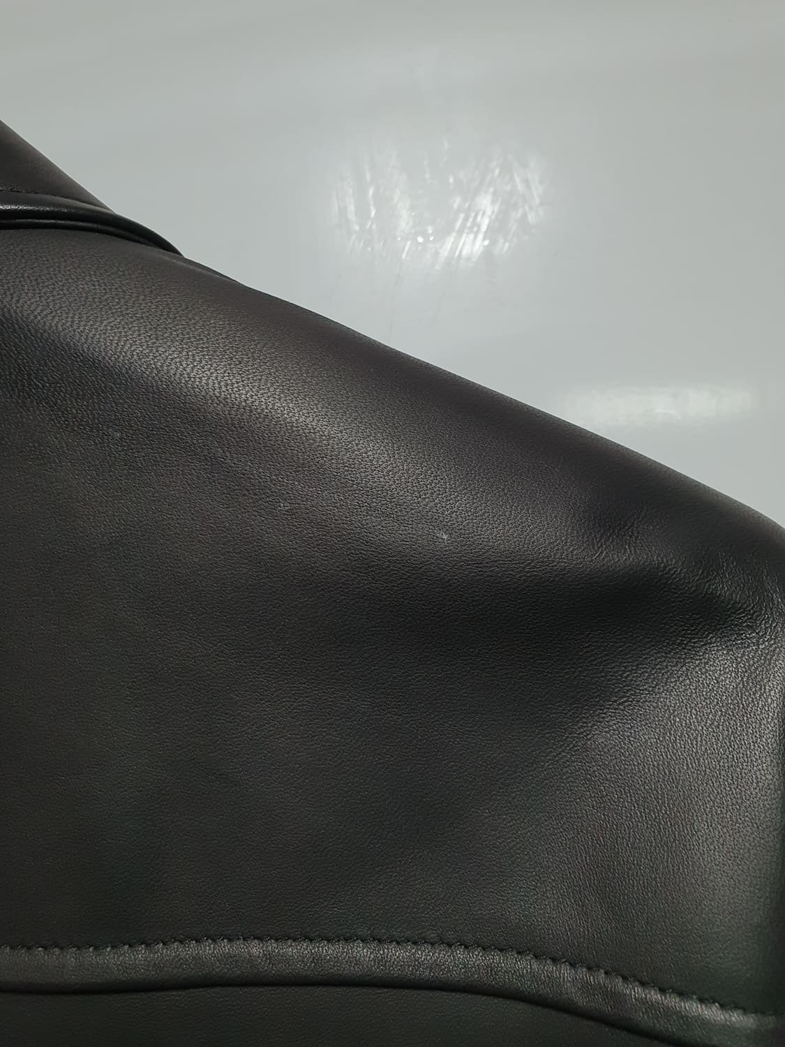 산드로옴므 양가죽 셔츠자켓 50 블랙 상품이미지3