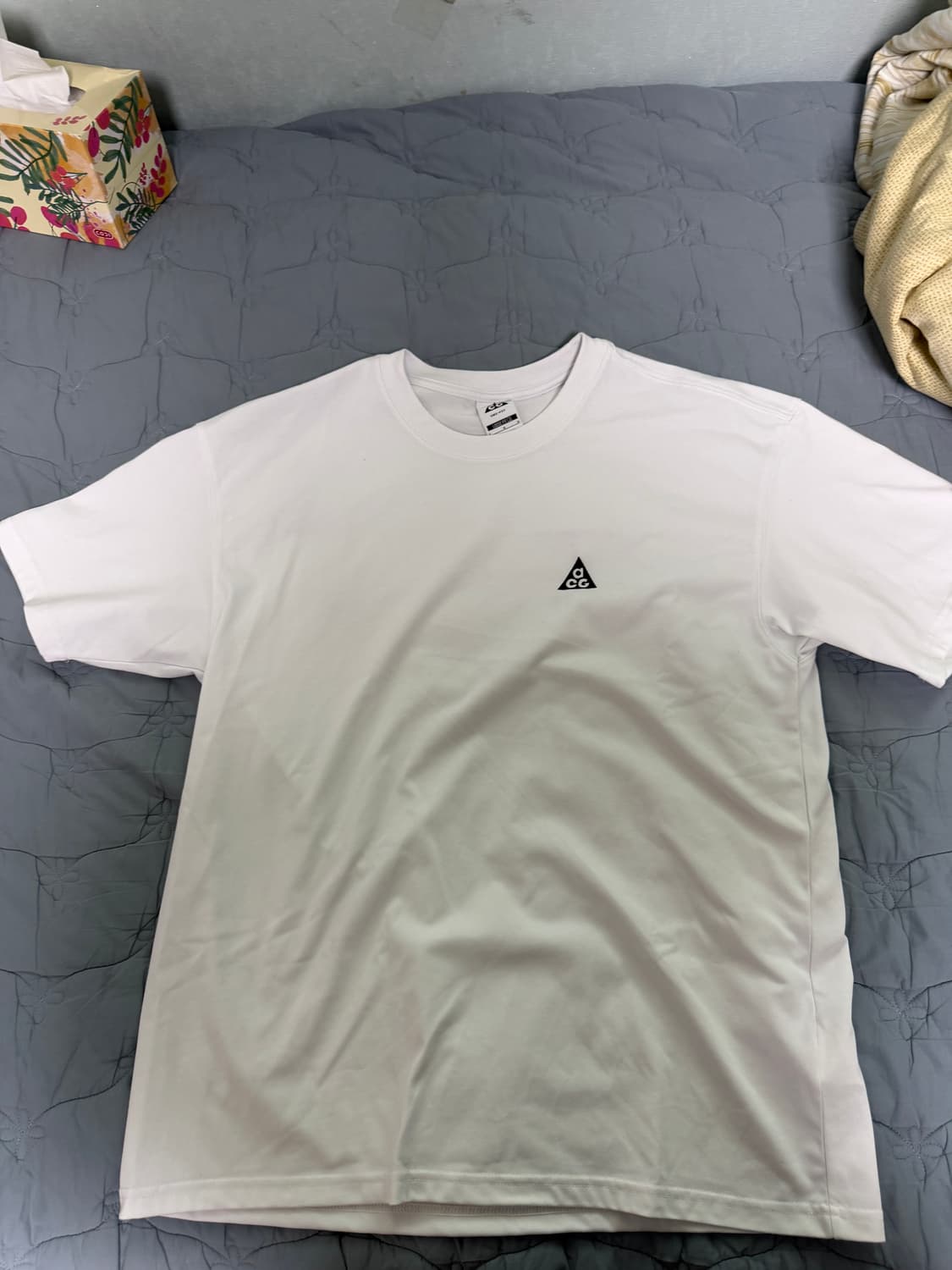 나이키 acg 드라이핏 서밋화이트 반팔티 L사이즈 실착1회 새상품판매 상품이미지1