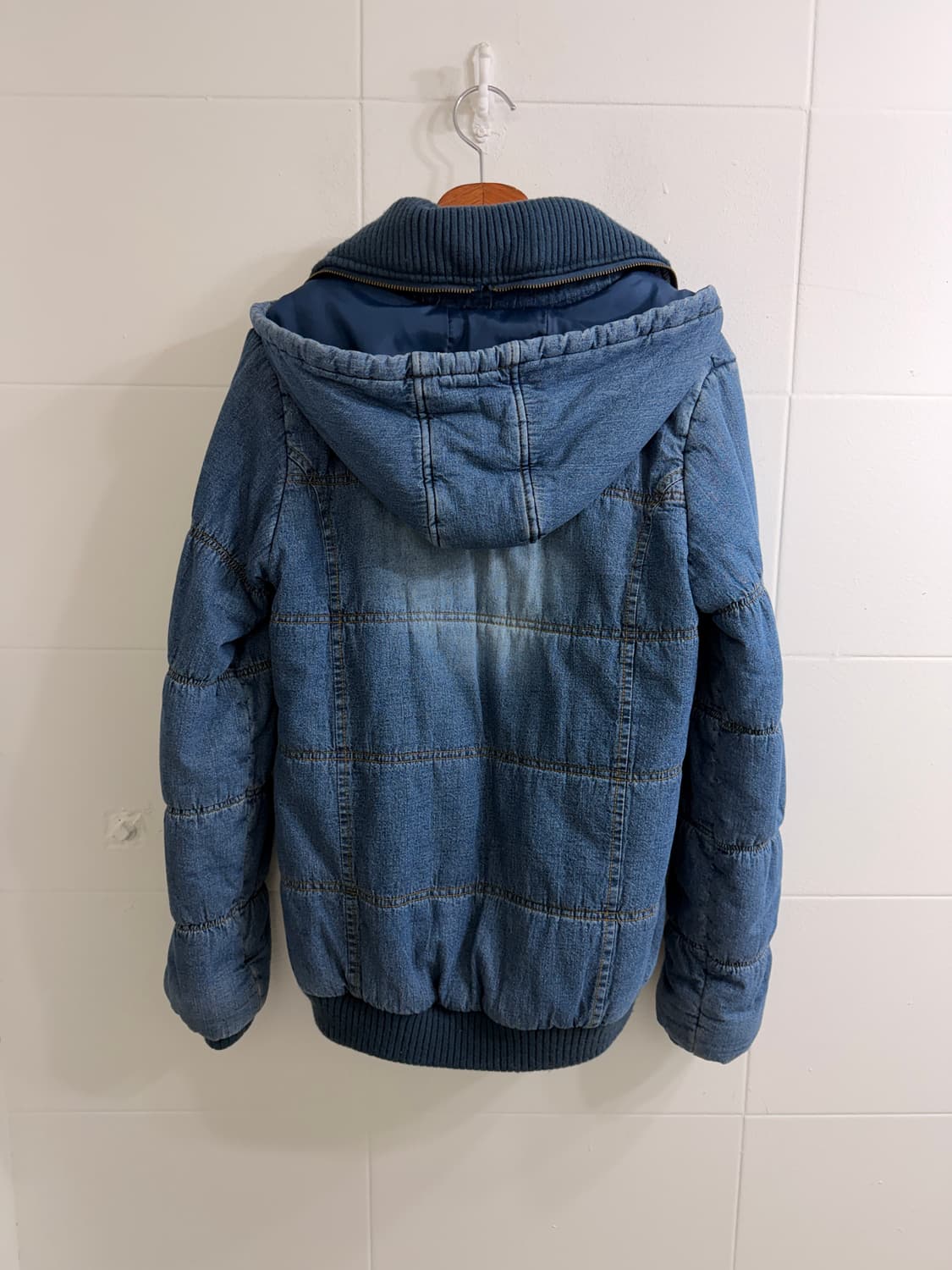 버버리 스트라이프 A라인 롱슬리브 데님 패딩 러힙 코디 세트 상품이미지5