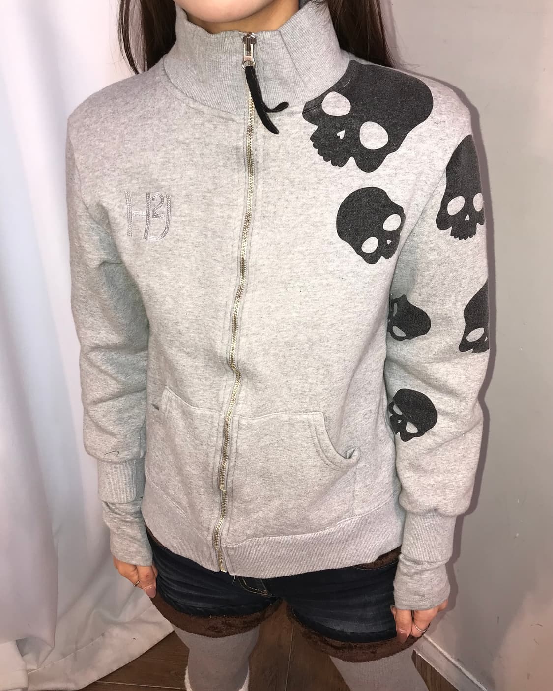 💀하이드로겐 블랙 스컬 포인트 그레이 집업 💀 상품이미지3