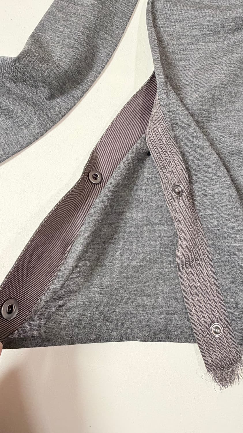 한섬 랑방 컬렉션 LANVIN 사선 슬릿 버튼 티셔츠M 구매가 38만 상품이미지7