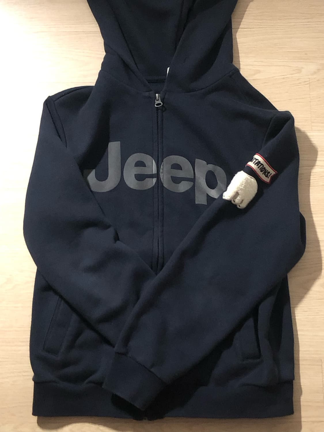 지프 폴라베어 와펜 후드집업 상품이미지1